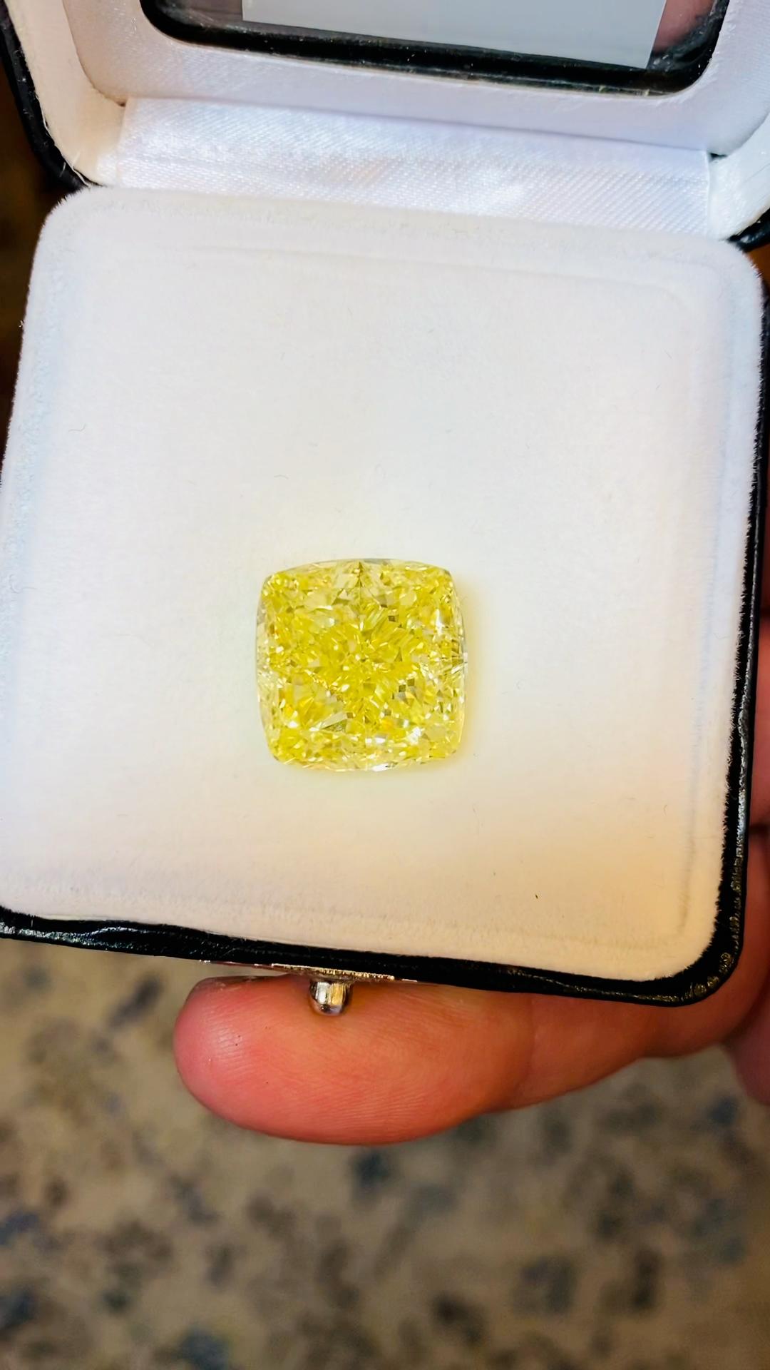 Emilio Jewelry 20.00 Carat Gia Certified Fancy Intense Yellow Diamond For Sale 2