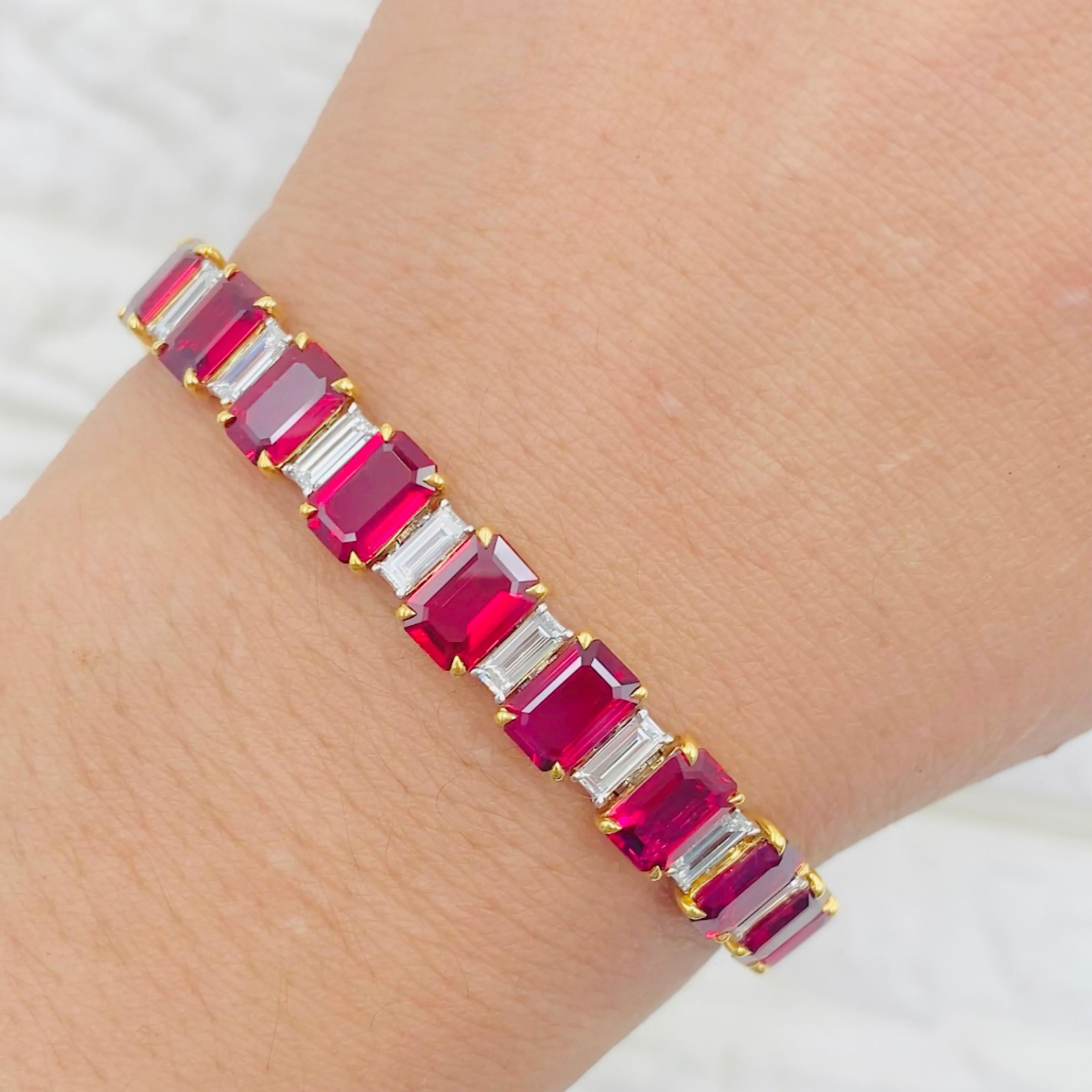 De las mujeres Emilio Jewelry Pulsera de 21,00 quilates de diamantes de rubí rojo vivo talla esmeralda en venta