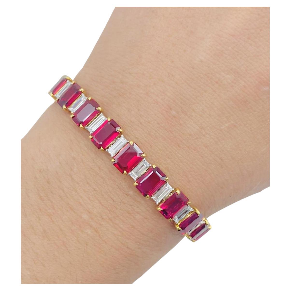 Emilio Jewelry 21.00 Karat Emerald Cut Vivid Red Ruby Diamond Armband