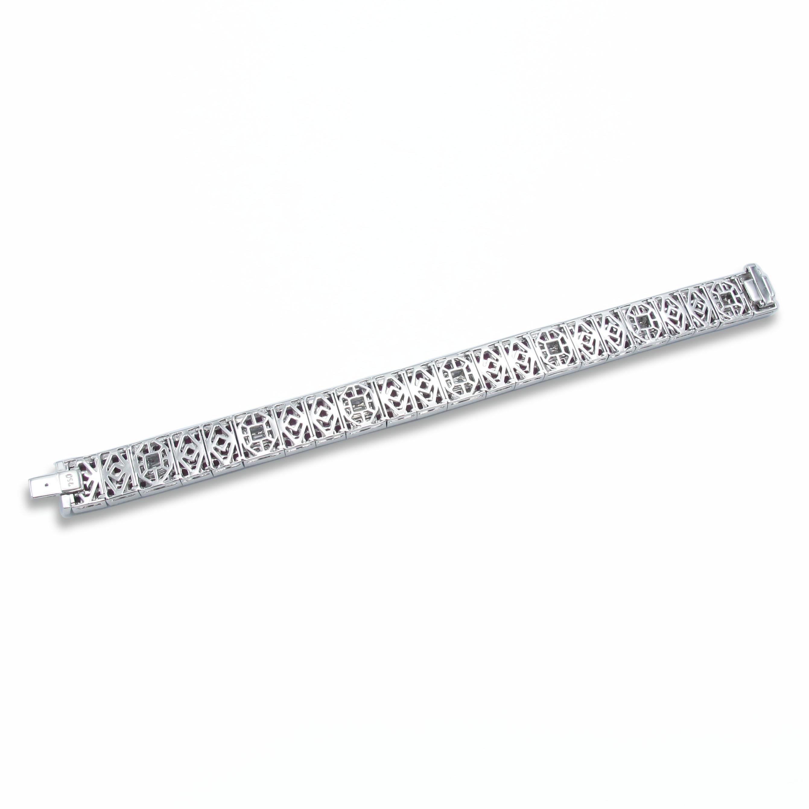 Mixed Cut Emilio Jewelry 21.00 Carat Ruby Diamond Bracelet For Sale