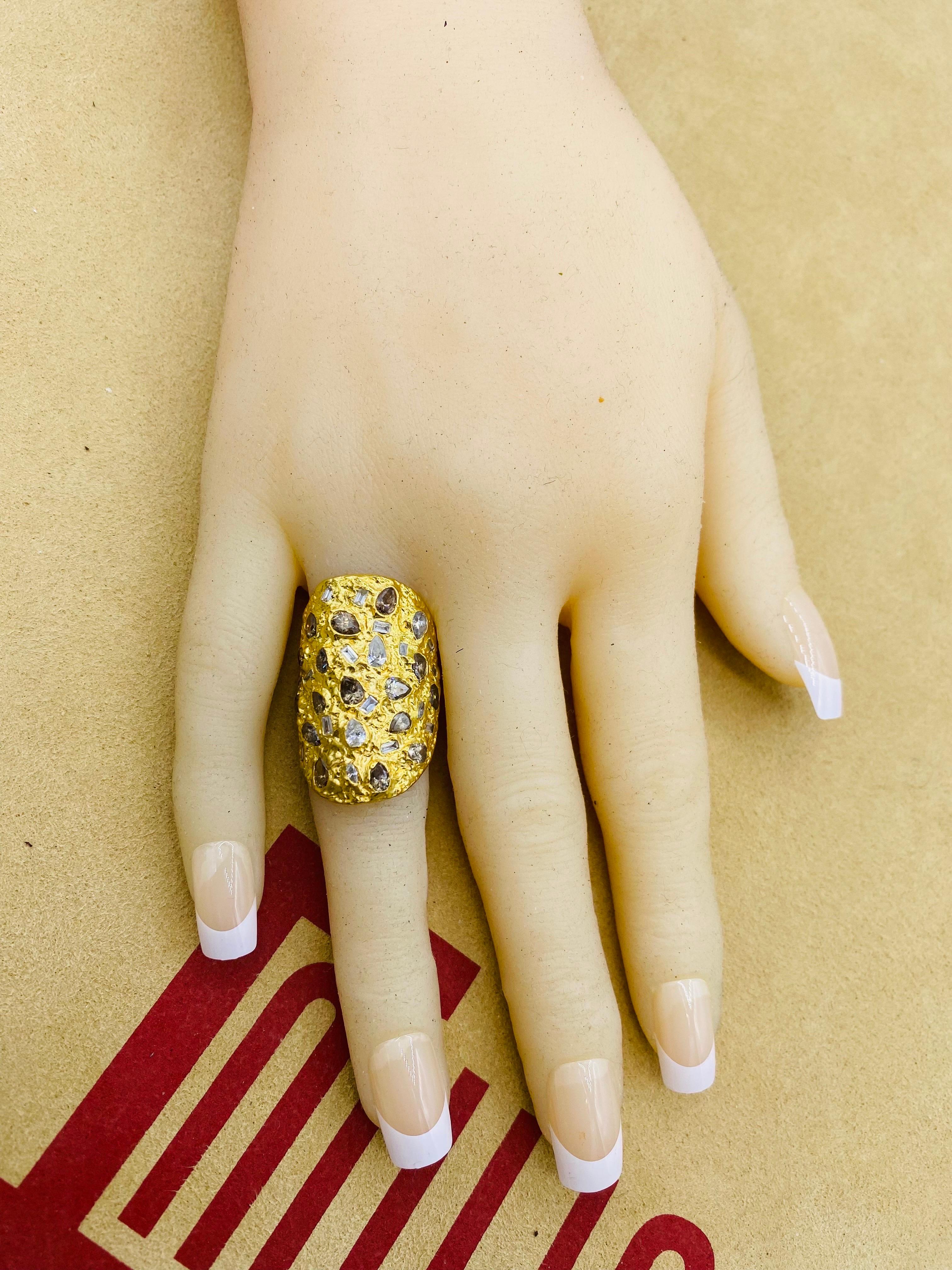 Women's or Men's Emilio Jewelry 22 Karat Gold Hand Hammered 3.22 Carat Diamond Ring 