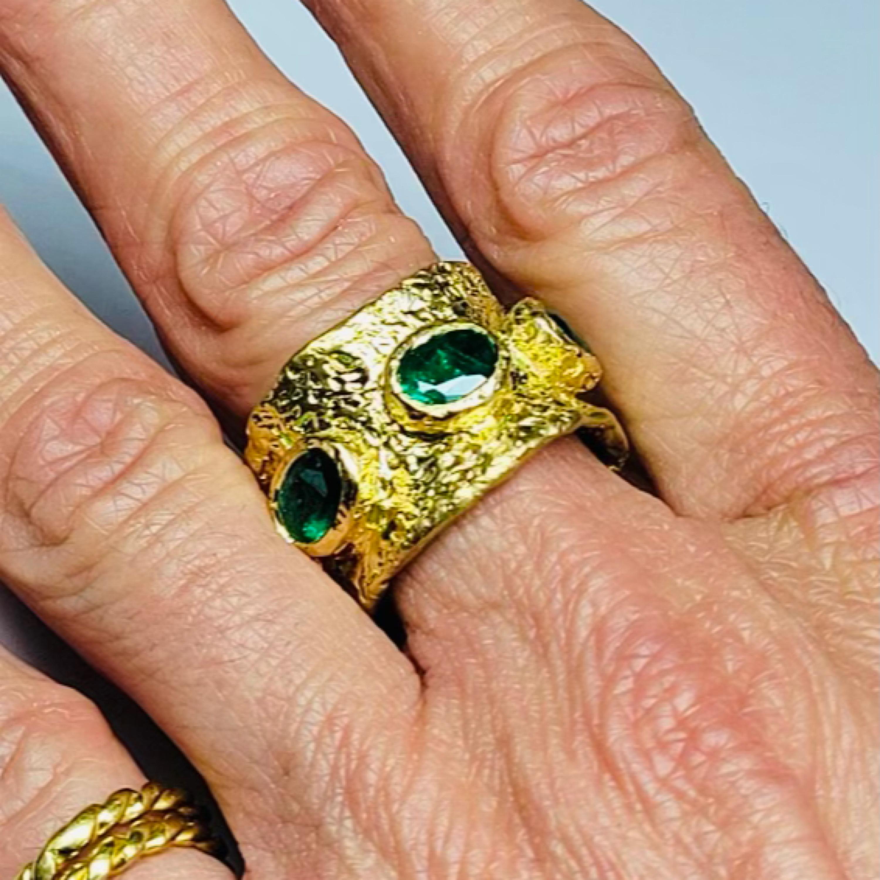 Emilio Jewelry 22 Karat Gold Hand Hammered 3.50 Carat Multi Color Sapphire Ring  1
