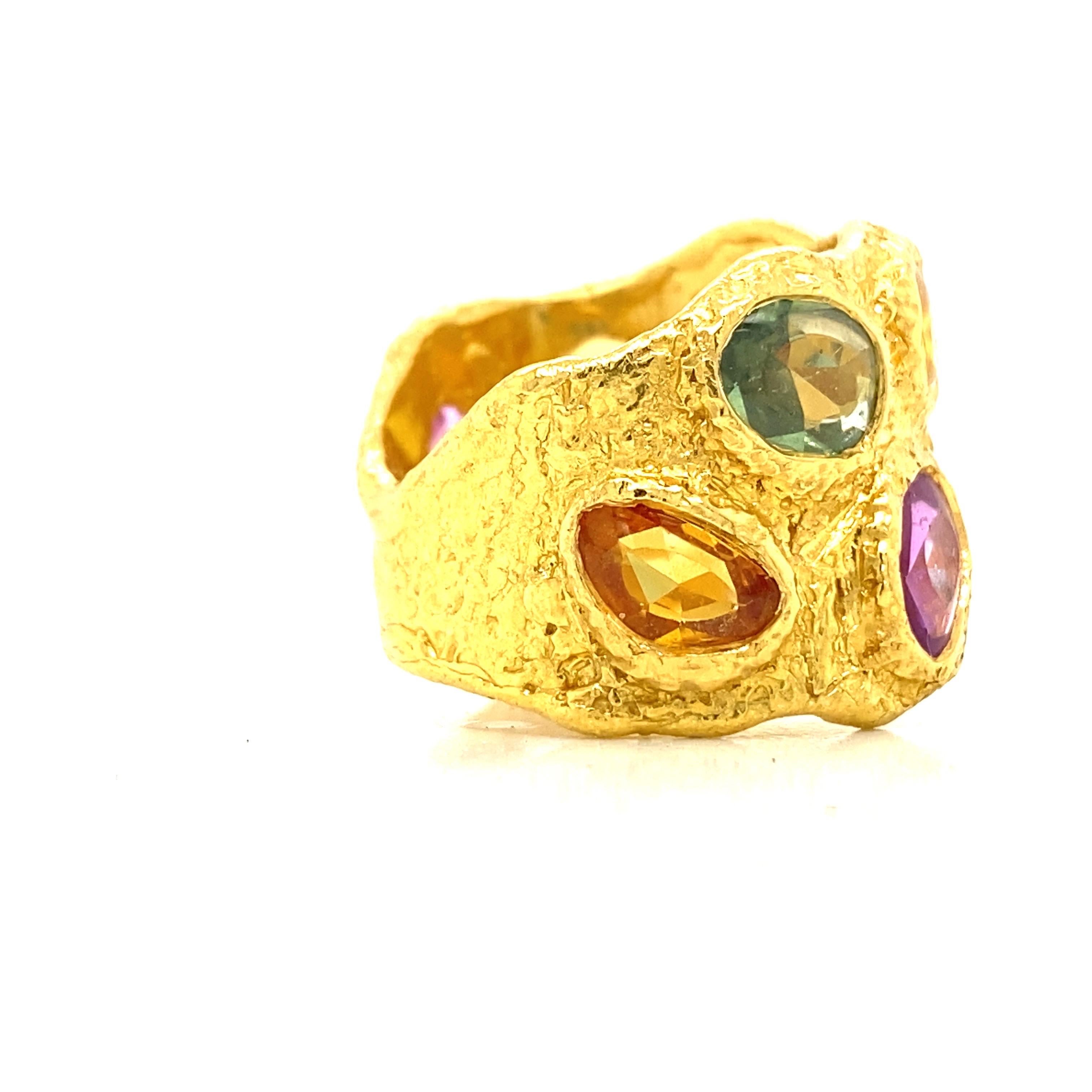 Emilio Jewelry, bague en or 22 carats et saphir taille ancienne, fabriquée à la main  en vente 3