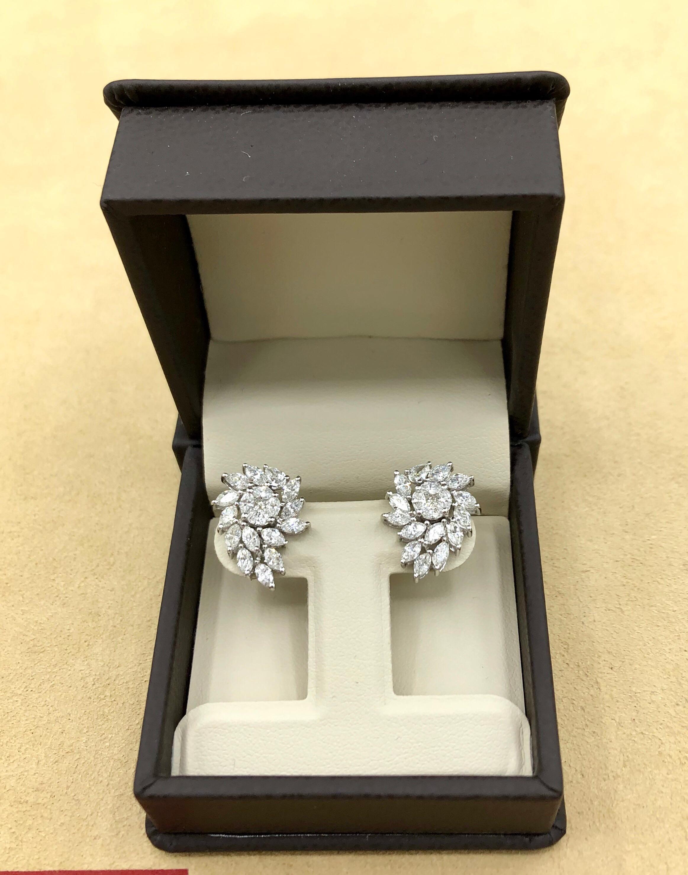 Emilio Jewelry 2.32 Carat Diamond Earrings In New Condition For Sale In New York, NY