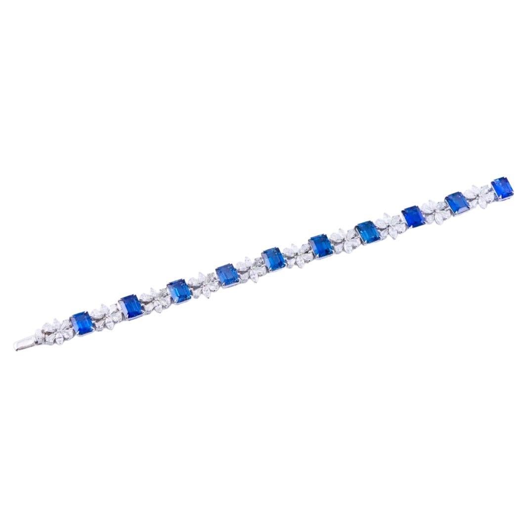 Emilio Jewelry 24,00 Karat Smaragdschliff Saphir-Diamant-Armband  im Angebot
