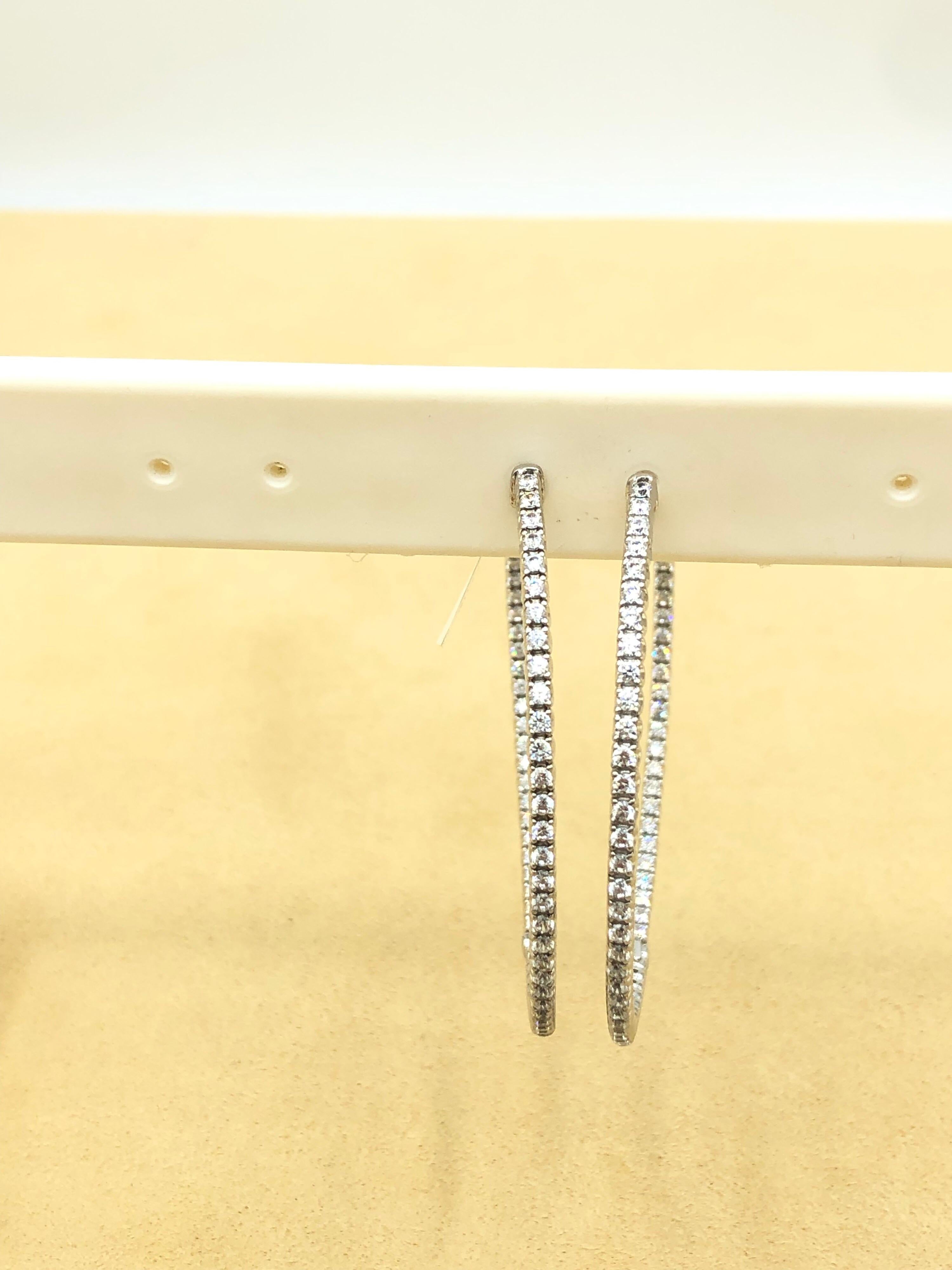Emilio Jewelry 2.50 Inch Diameter 3.40 Carat Diamond Hoops In New Condition In New York, NY