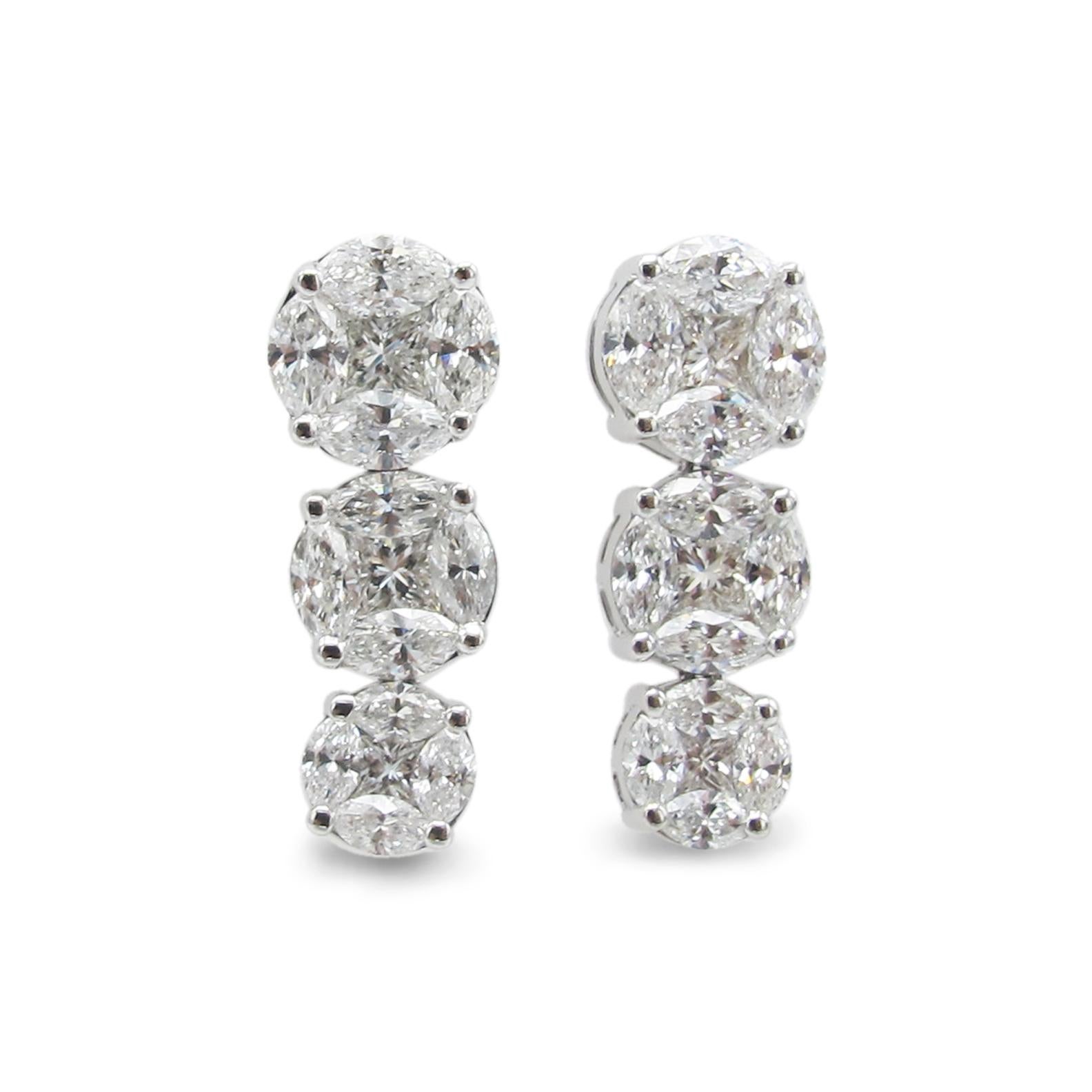 From the vault at Emilio Jewelry New York,
A hand made diamond earring drop, creating a mastering illusion of large singe diamonds in the breathtaking earring! 
30 Pieces D-G Color VS-SI 2.64 Carats 
Hand made in the Emilio Jewelry Atelier, whom