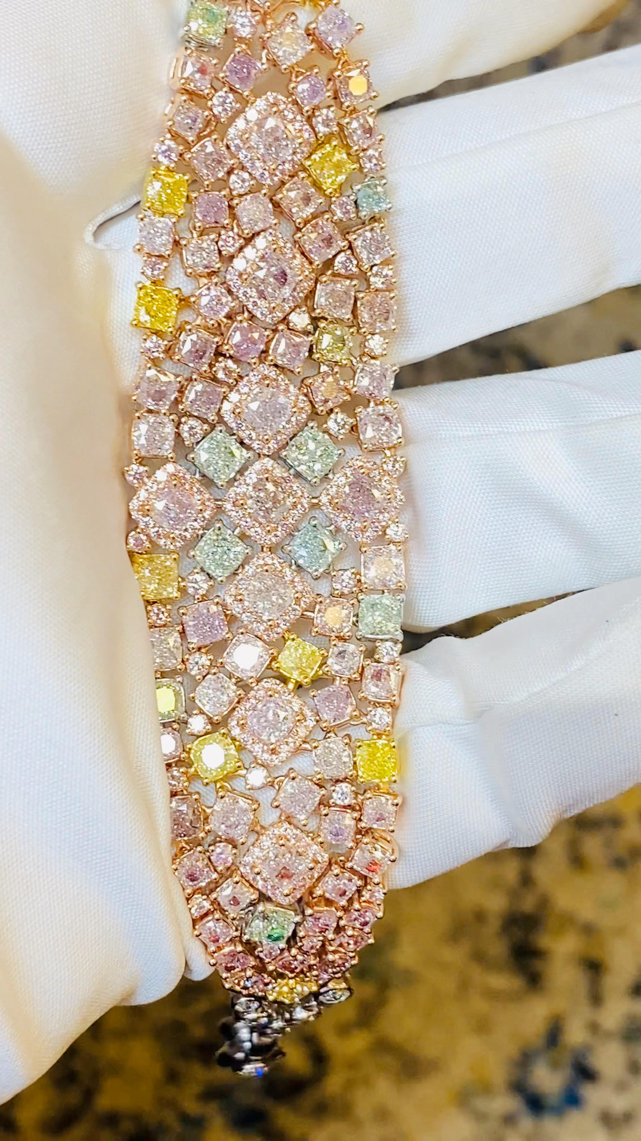 Emilio Jewelry 27,37 Karat natürliches exotisches Fancy Color Diamant-Armband (Gemischter Schliff) im Angebot