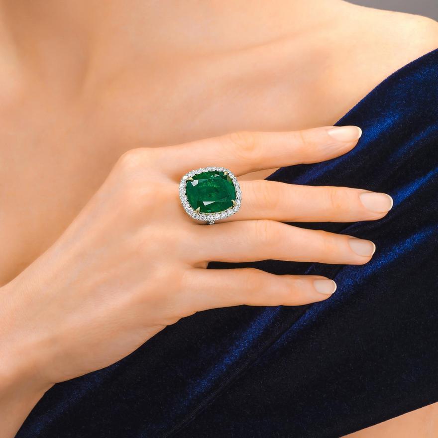 Emilio Jewelry 28.80 Carat Vivid Green Emerald Diamond Ring 1