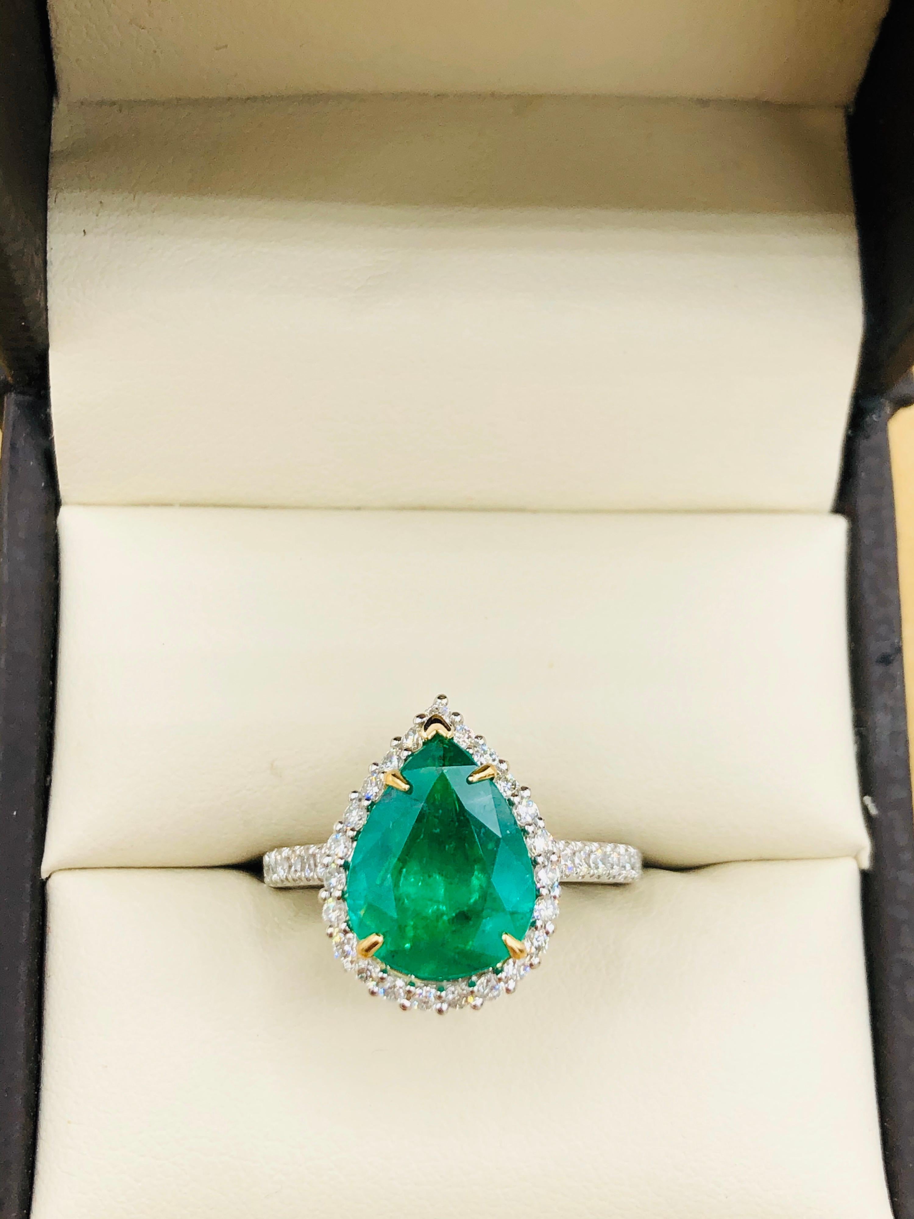 Emilio Jewelry 2.95 Carat Certified Vivid Green Emerald Diamond Ring 2