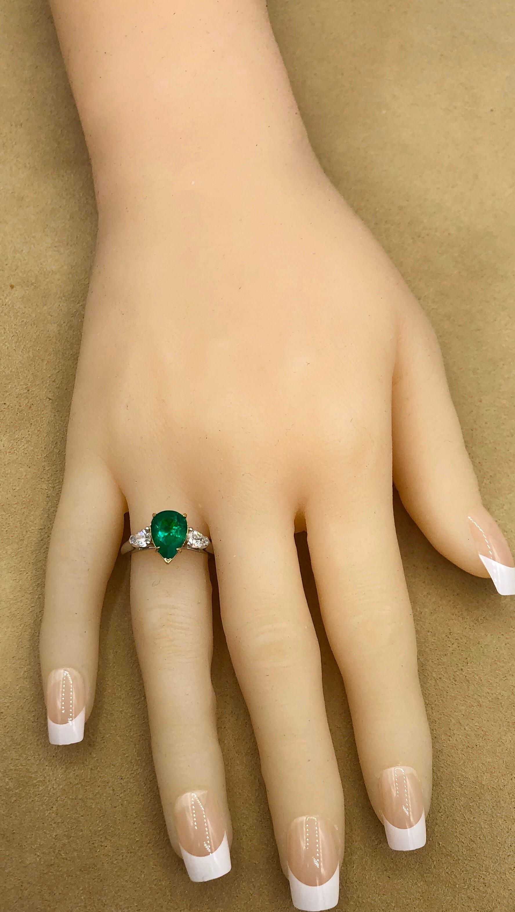 Emilio Jewelry 3,27 Karat zertifizierter kolumbianischer Vivid Green Emerald Diamantring im Angebot 3
