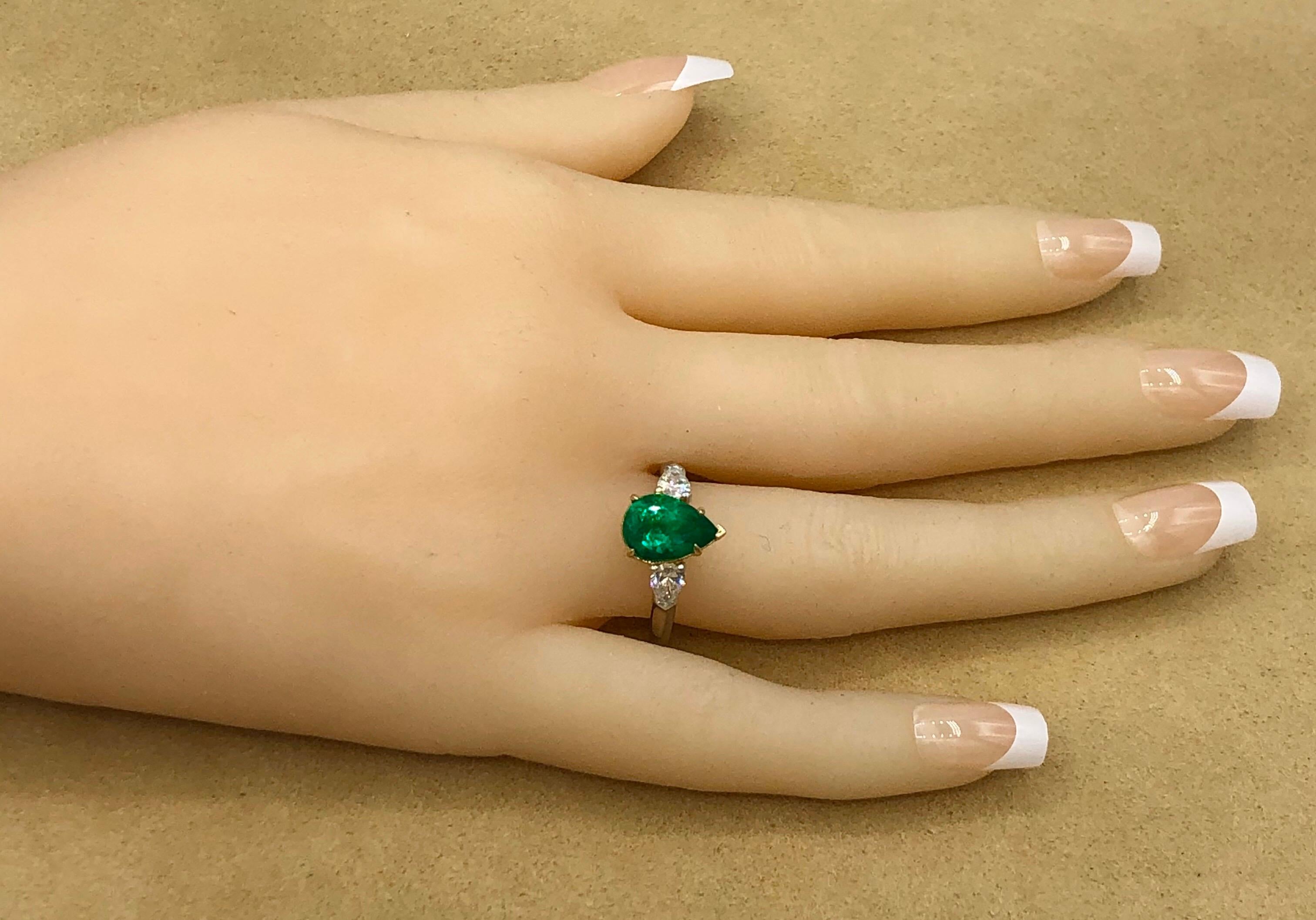 Pear Cut Emilio Jewelry 3.27 Carat Certified Colombian Vivid Green Emerald Diamond Ring For Sale