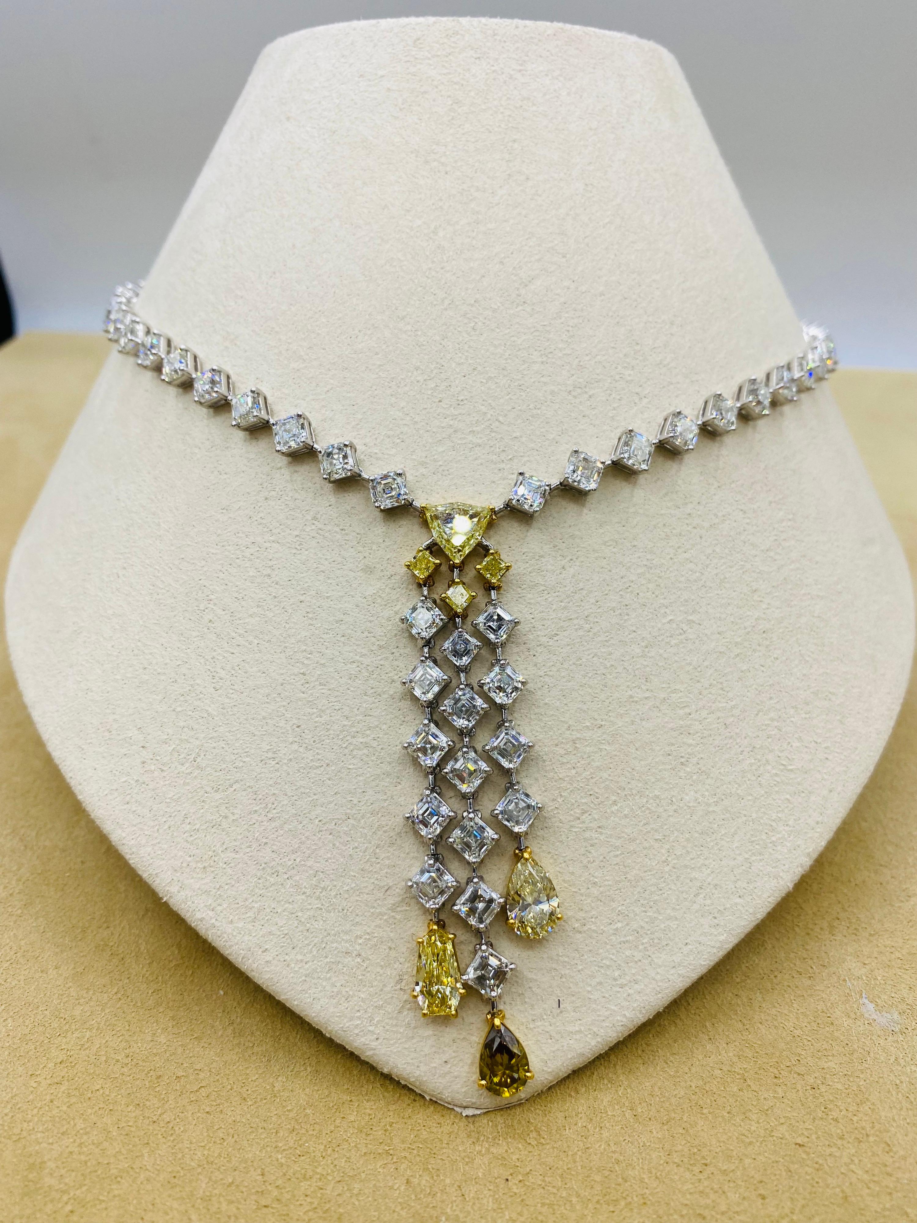 Emilio Jewelry 33.00 Carat Diamond Necklace In New Condition For Sale In New York, NY