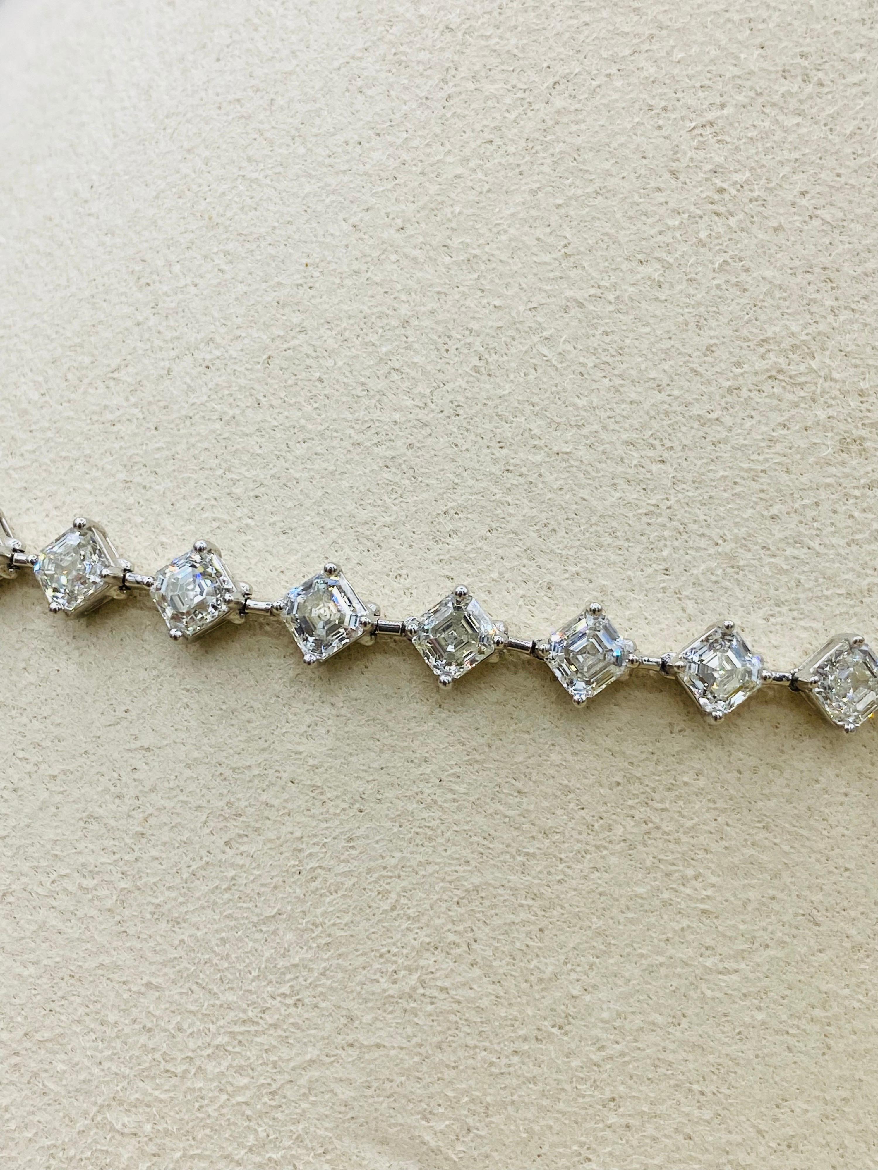 Emilio Jewelry 33.00 Carat Diamond Necklace For Sale 1