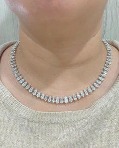 Emilio Jewelry 34,00 Karat Diamant-Halskette in Kite-Form