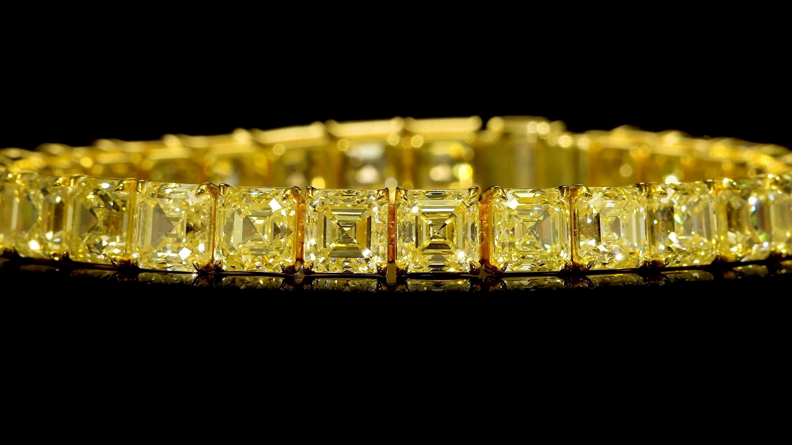 Asscher Cut Emilio Jewelry 34.00 Carat Natural Canary Diamond Bracelet For Sale