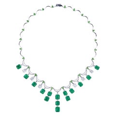 Emilio Jewelry 36 Karat kolumbianischer Smaragd Muzo Farbe Halskette