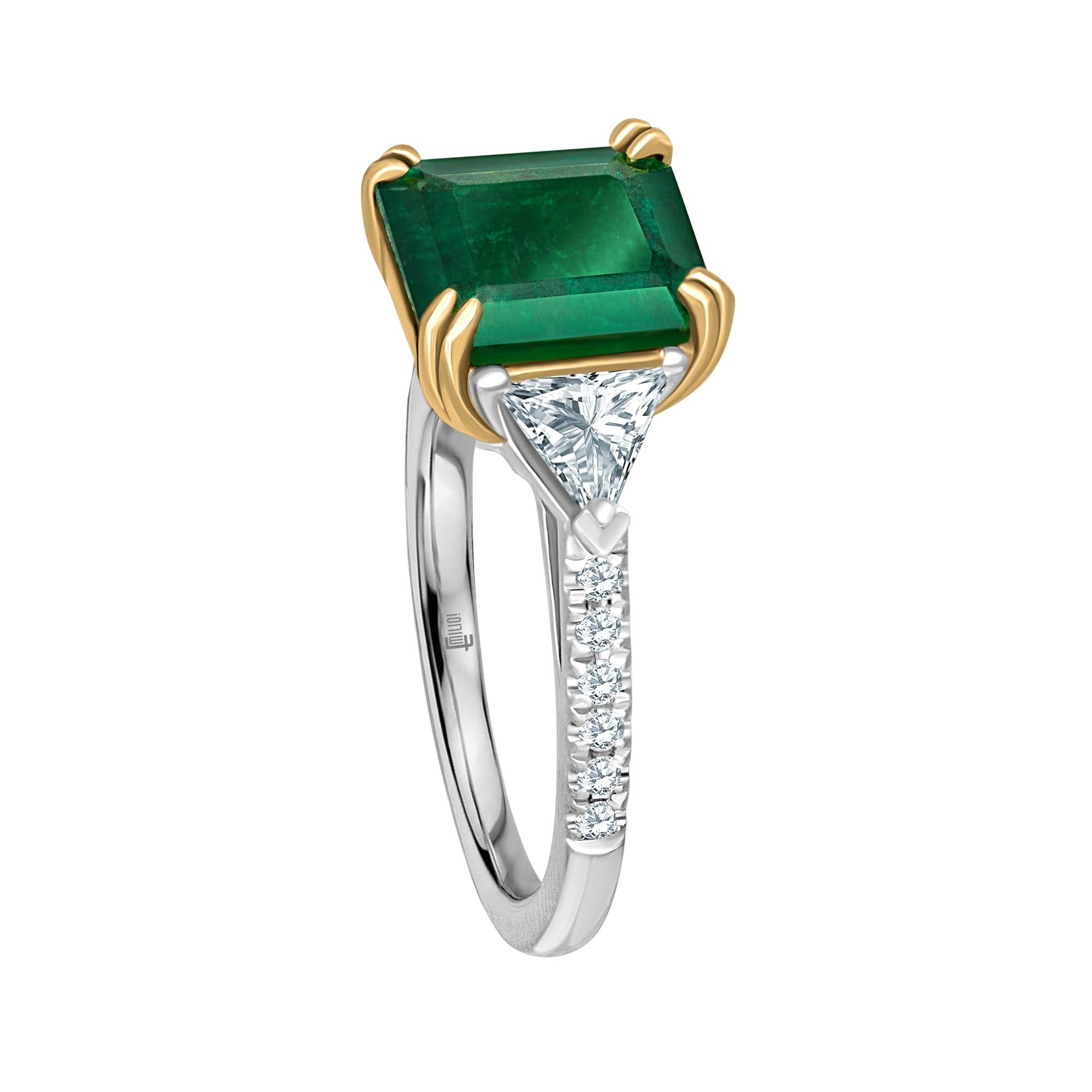 Anillo de diamantes esmeralda verde vivo certificado de 3.72 quilates de Emilio Jewelry Corte esmeralda en venta