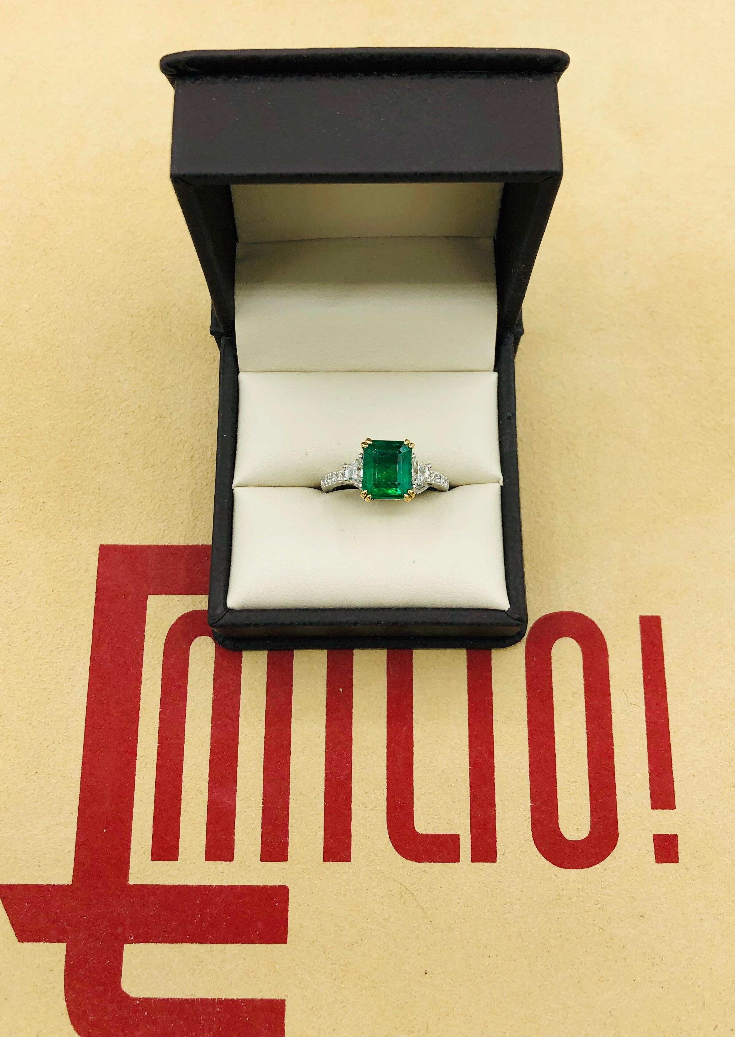 Emilio Jewelry Certified Vivid Green 3.85 Carat Emerald Diamond Platinum Ring 3