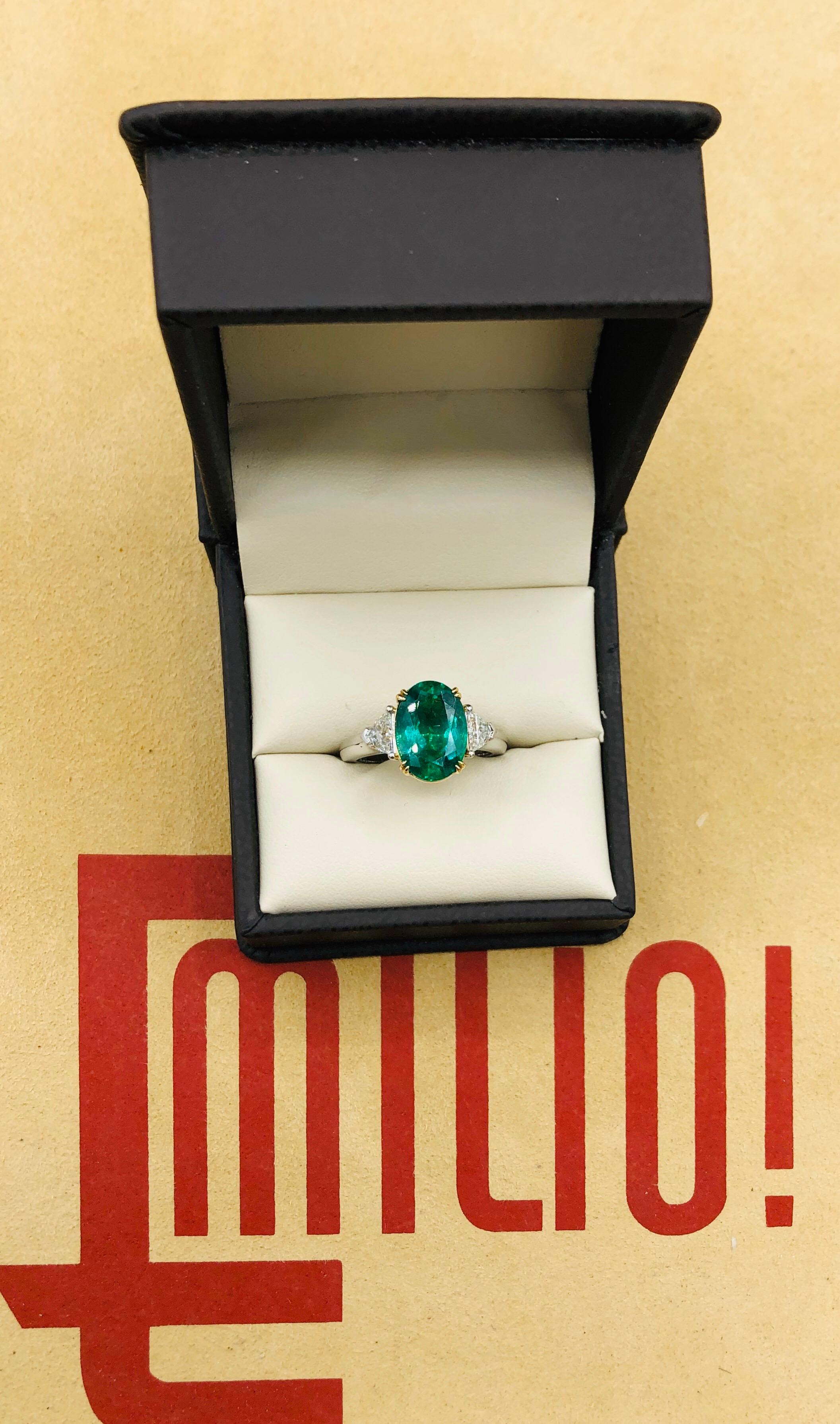 Women's or Men's Emilio Jewelry 4.18 Carat Oval Emerald Diamond Ring