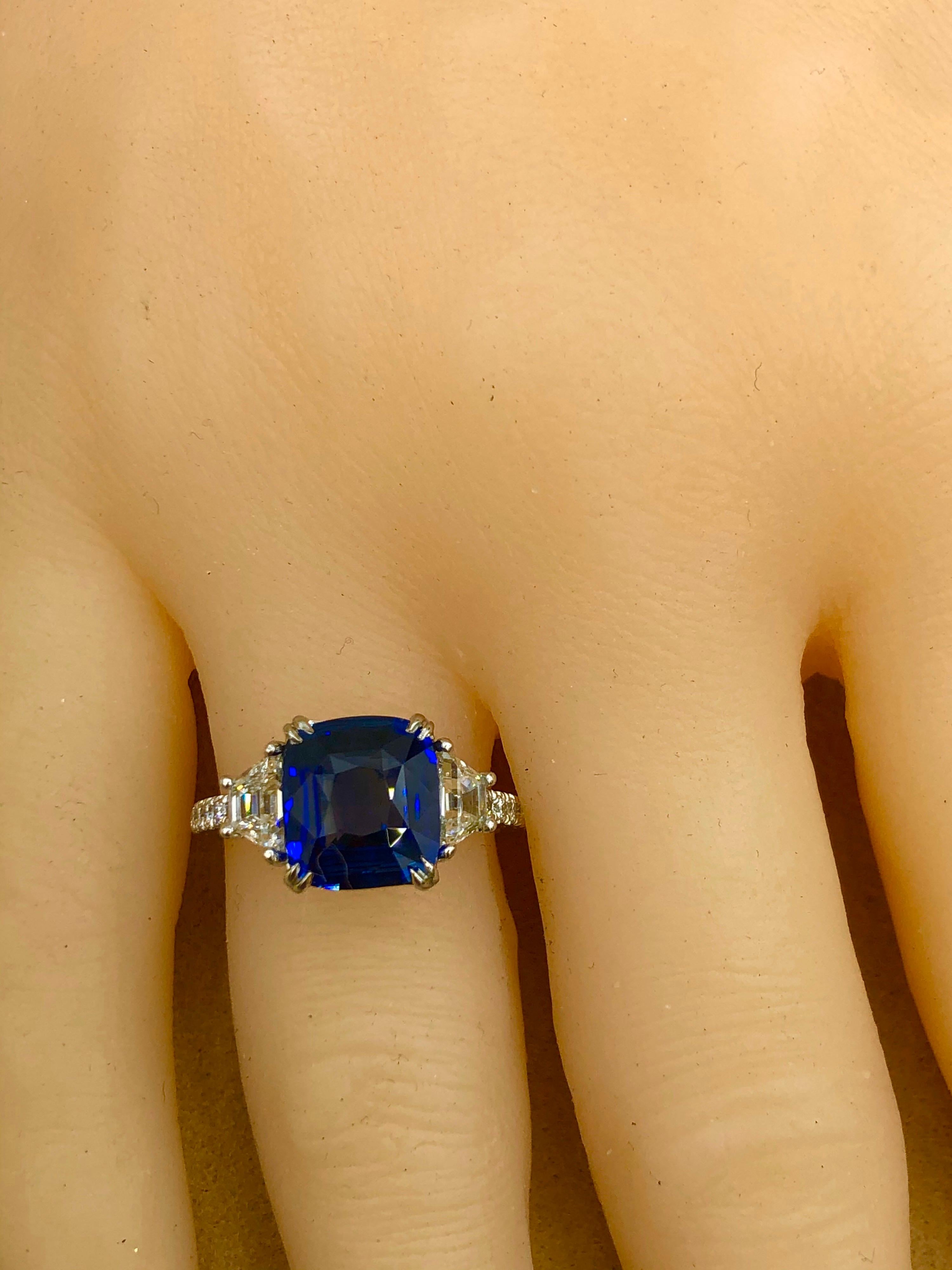 Emilio Jewelry 4.24 Carat Vivid Blue Sapphire Diamond Ring For Sale 4
