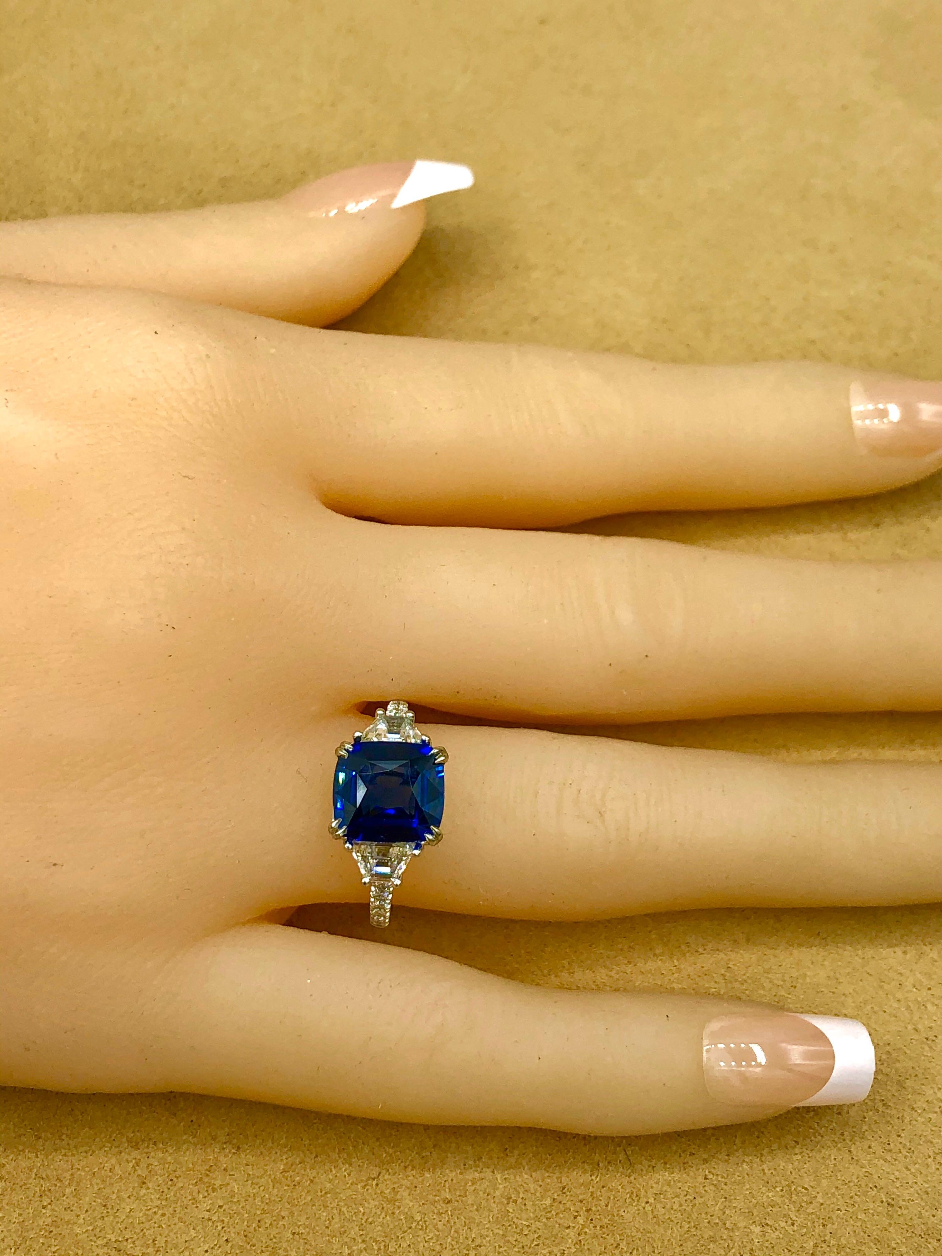 Emilio Jewelry 4.24 Carat Vivid Blue Sapphire Diamond Ring For Sale 2