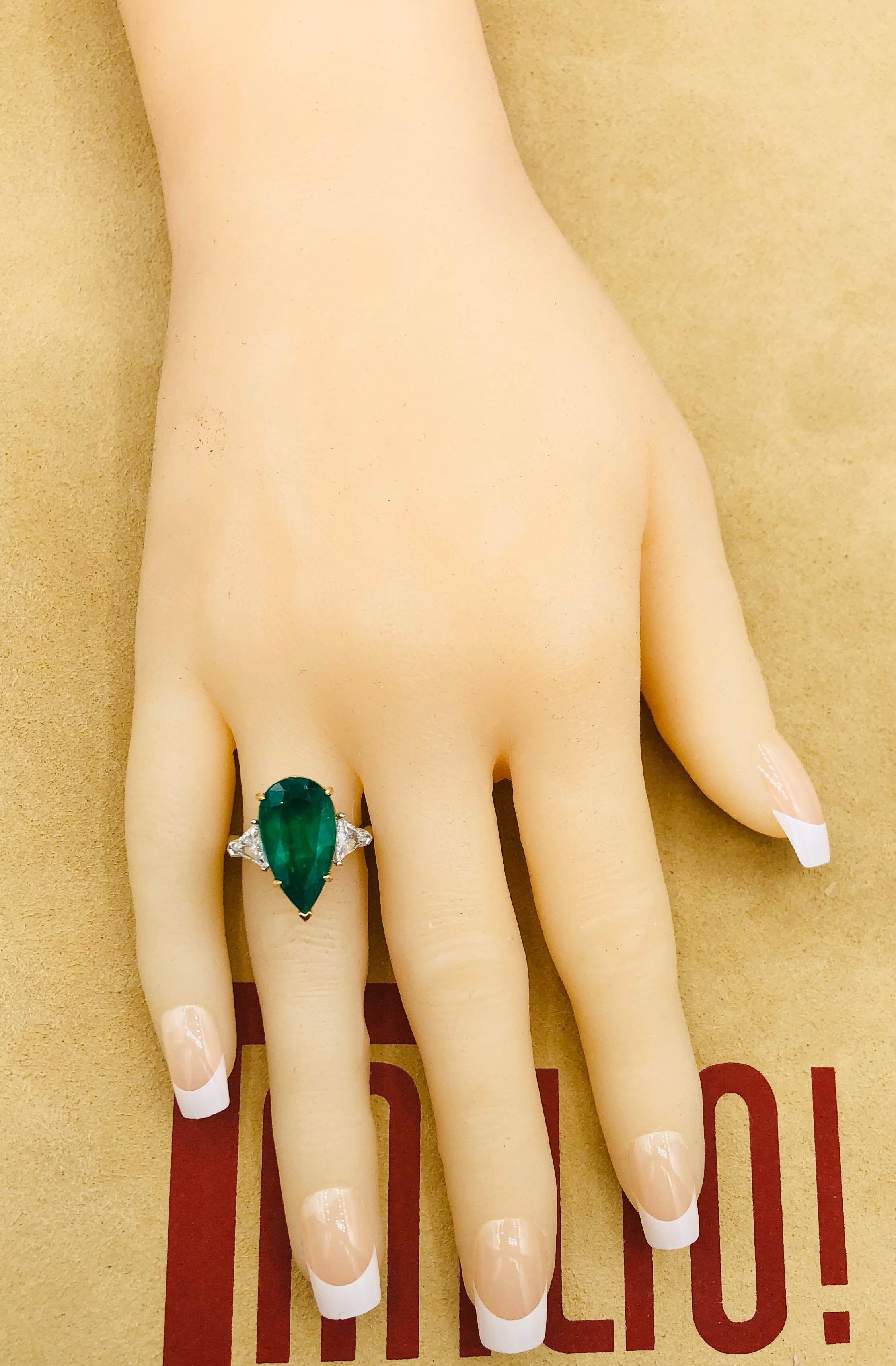 Emilio Jewelry 4.40 Carat Colombian Pear Shape Emerald Diamond Ring For Sale 1