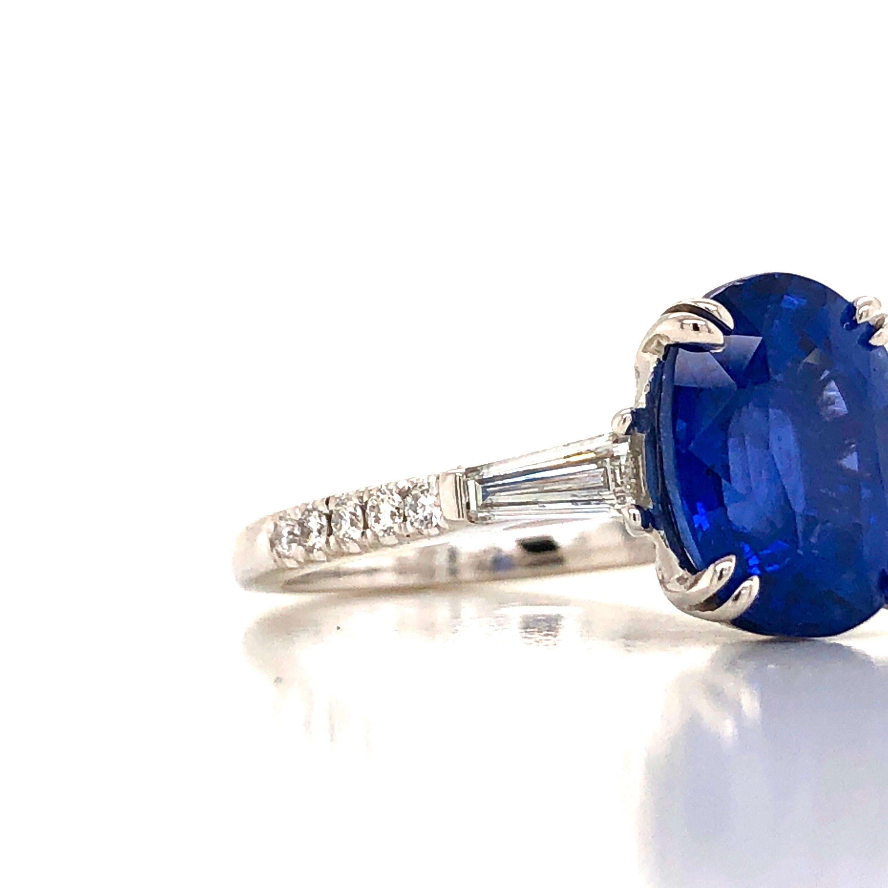 Emilio Jewelry 5,07 Karat zertifizierter Ceylon Saphir Diamant-Ring (Ovalschliff) im Angebot