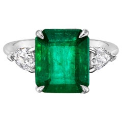 Emilio Jewelry 5.32 Karat Smaragdring mit Smaragd