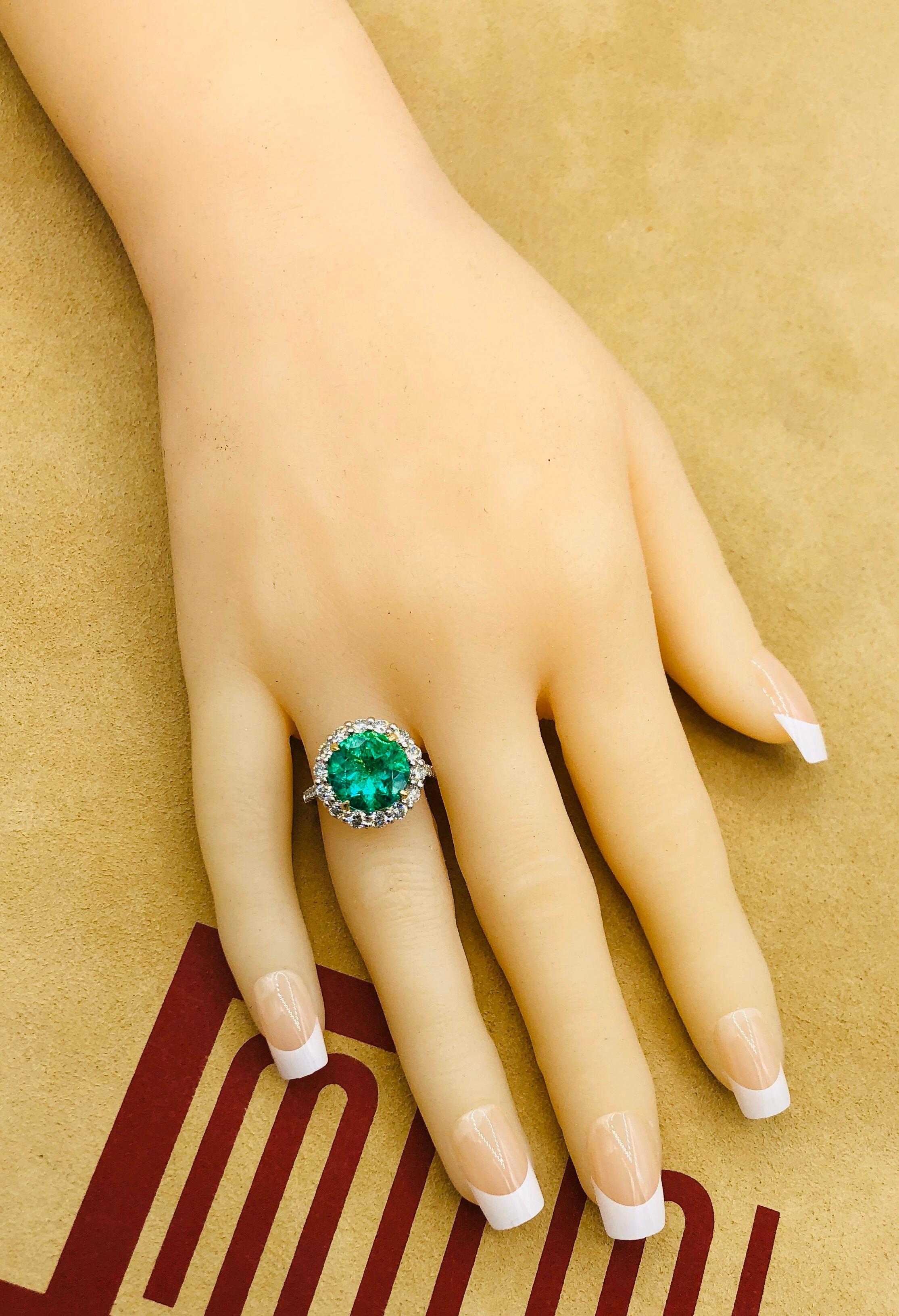 Emilio Jewelry 6.43 Carat Certified Colombian Emerald Diamond Ring 2