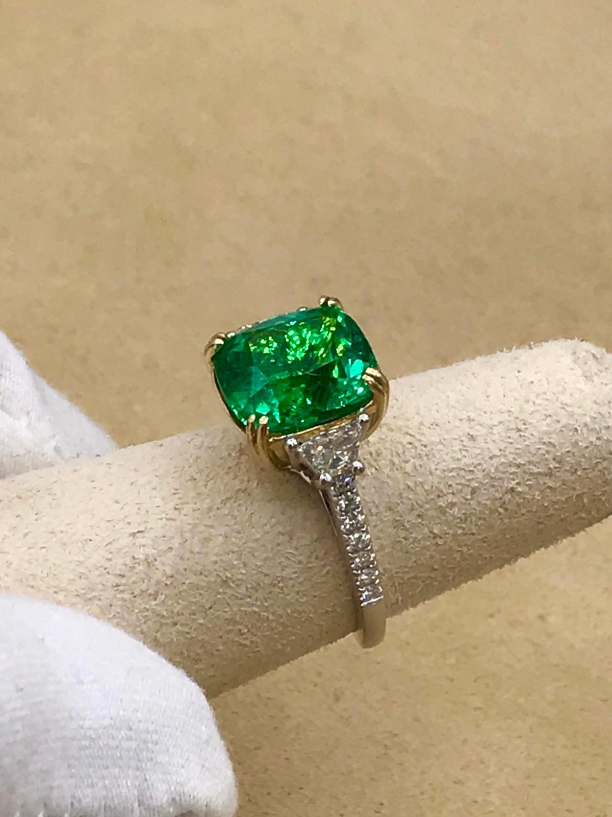 Emilio Jewelry 6.68 Carat Colombian Emerald Diamond Ring 11