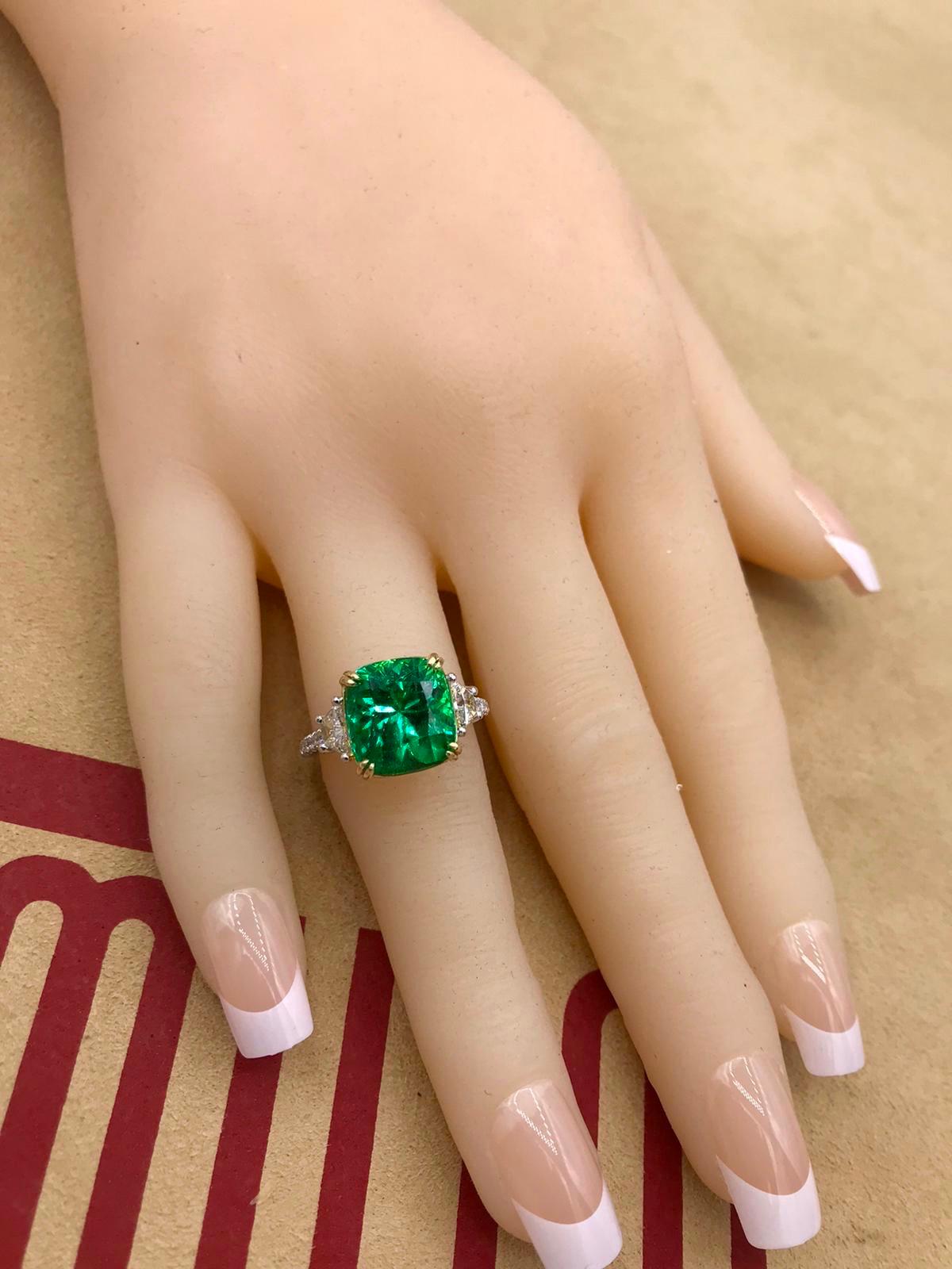 Emilio Jewelry 6.68 Carat Colombian Emerald Diamond Ring 4