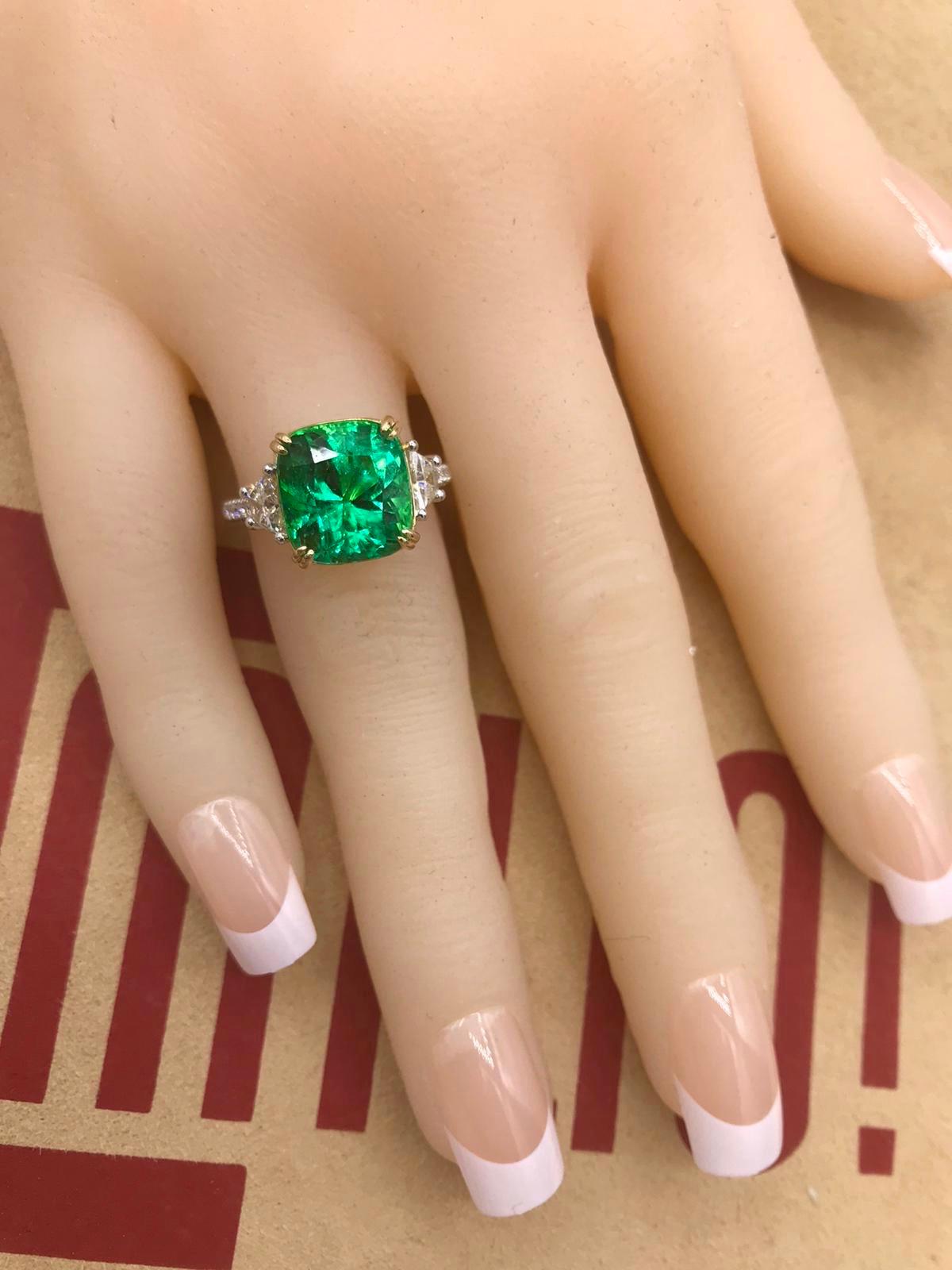 Emilio Jewelry 6.68 Carat Colombian Emerald Diamond Ring 5