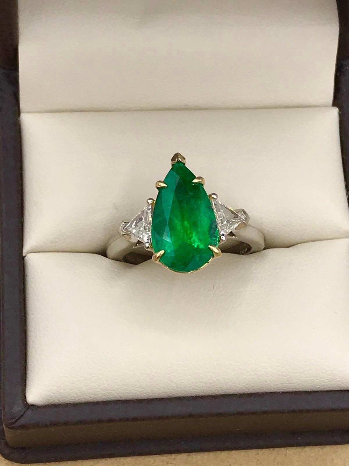 Pear Cut Emilio Jewelry 6.98 Carat Colombian Emerald Diamond Ring For Sale