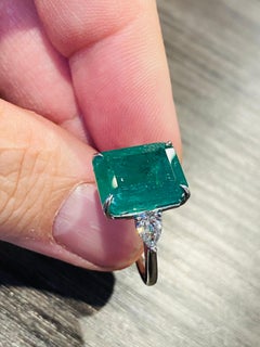 Emilio Jewelry 8.96 Carat Emerald Ring