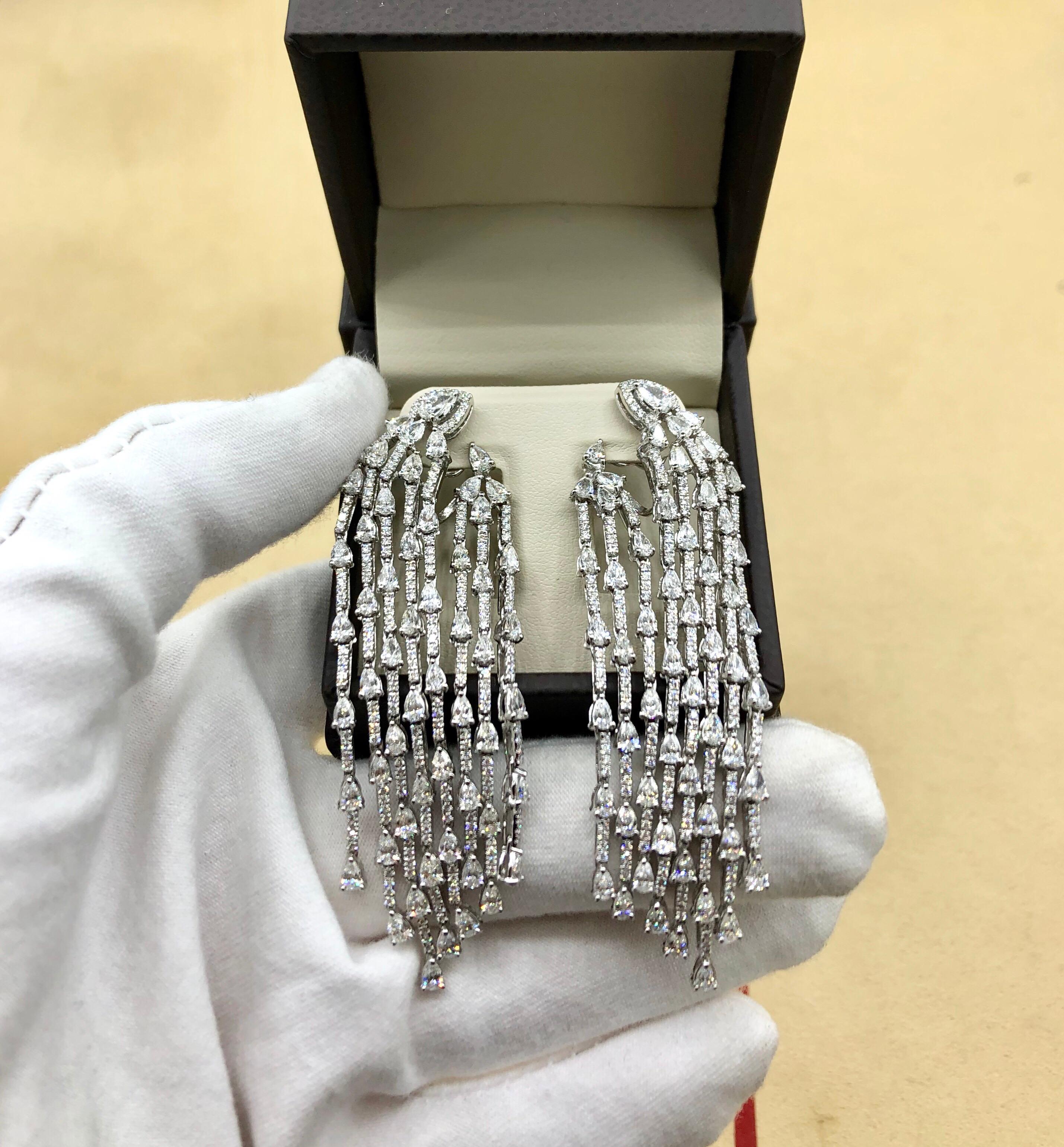 Emilio Jewelry 9.40 Carat Diamond Earrings In New Condition In New York, NY