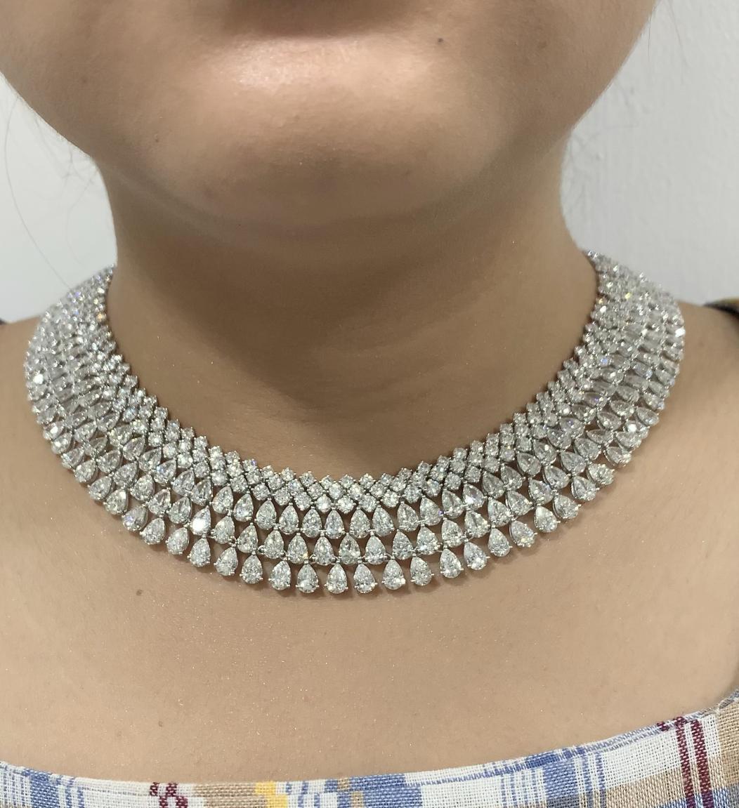 Emilio Jewelry 94.00 Carat Diamond Choker Necklace In New Condition For Sale In New York, NY