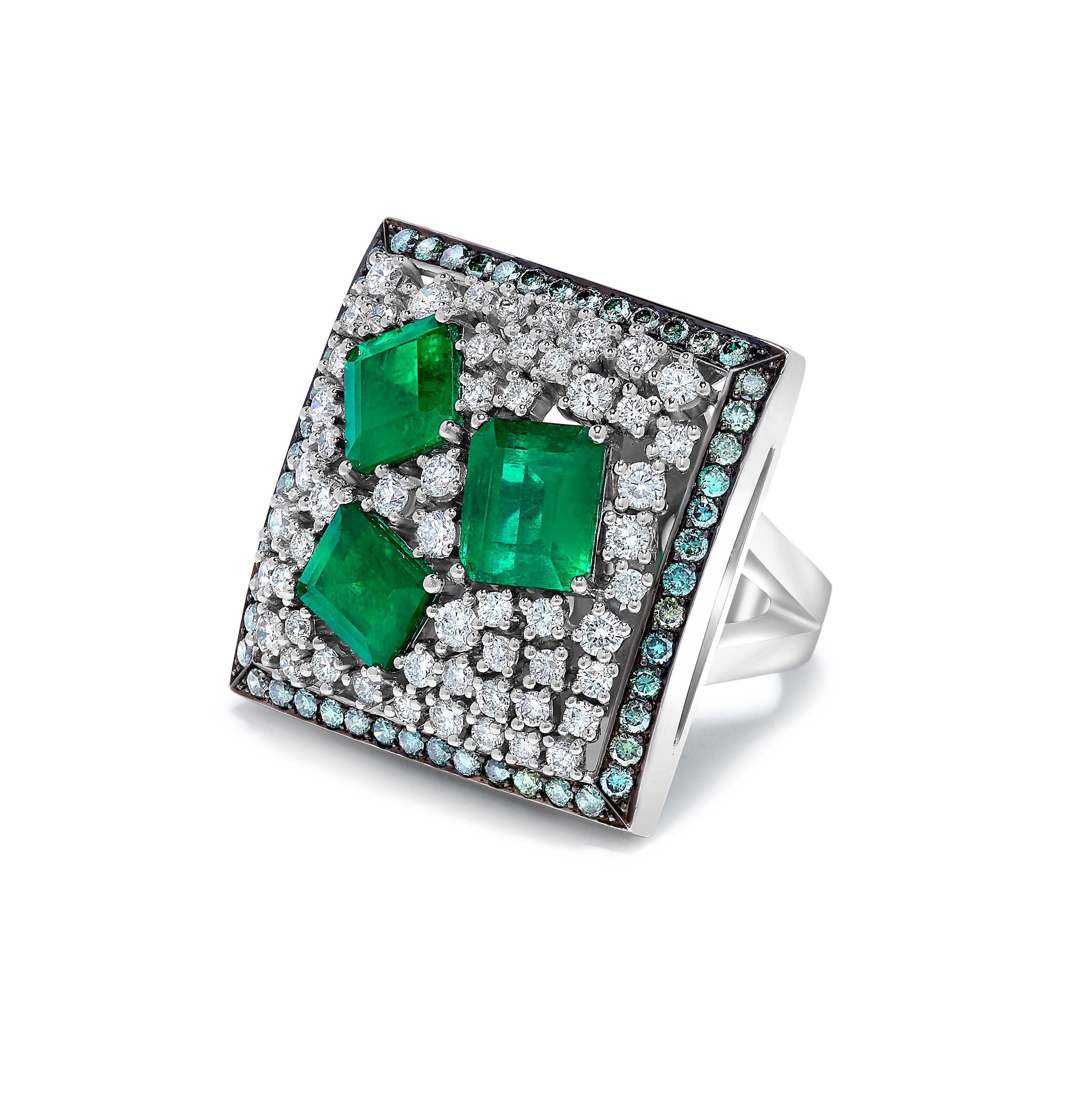 Femenino o masculino Anillo Emilio Jewelry 9.50 Quilates Esmeralda Colombiana en venta