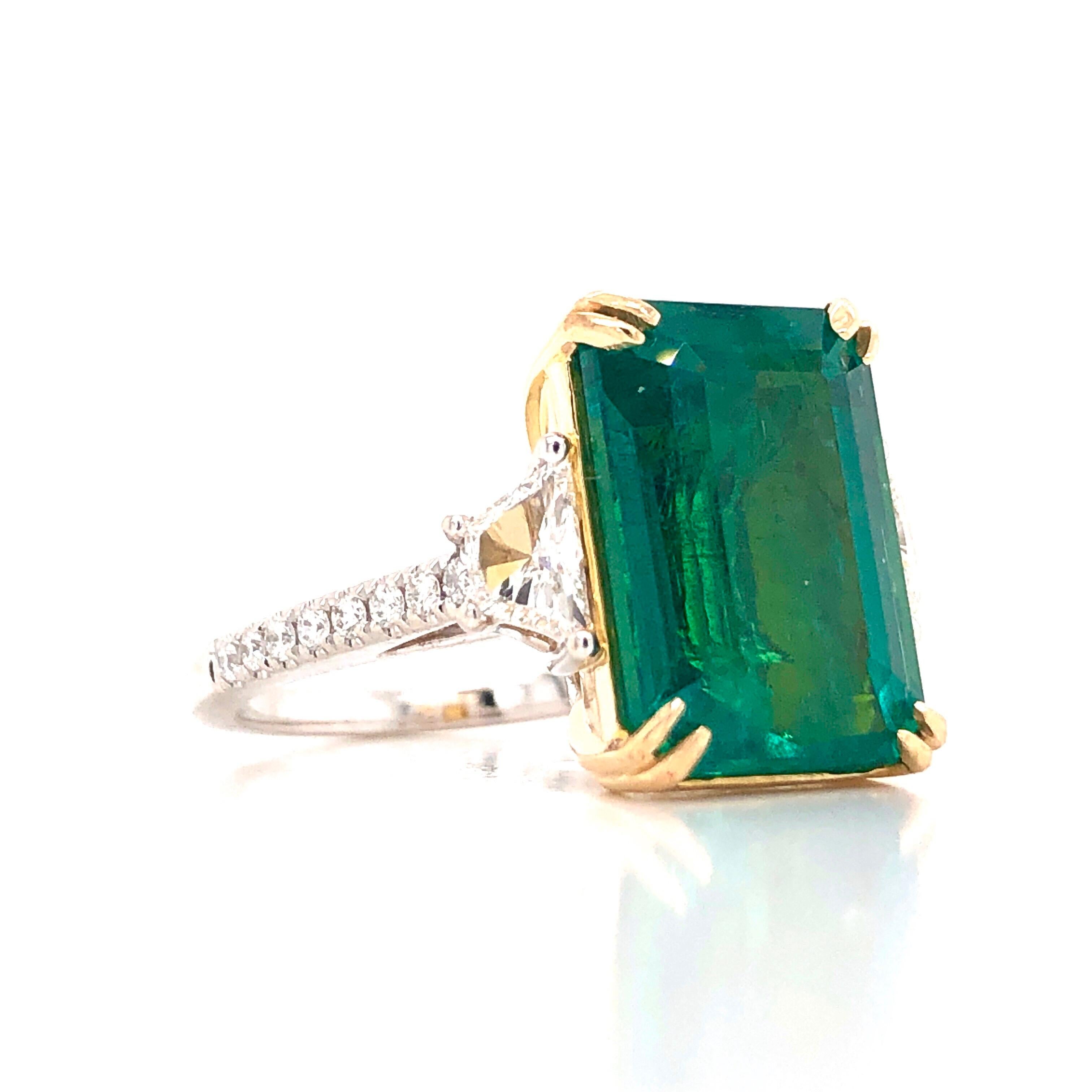 Emilio Jewelry 9.70 Carat Certified Emerald Diamond Ring In New Condition In New York, NY