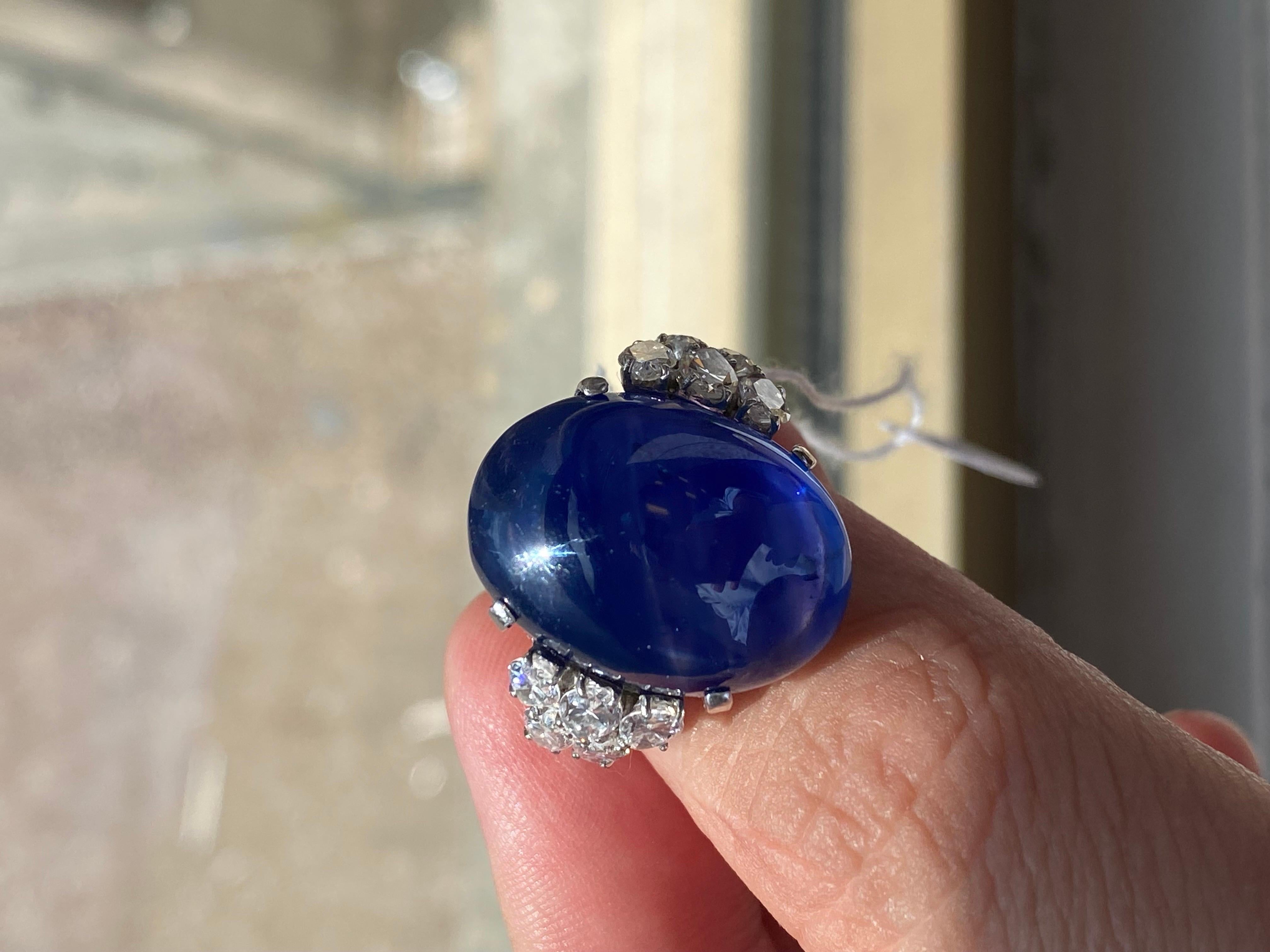 Emilio Jewelry AGL Certified 41.00 Carat Cabochon Cornflower Blue Sapphire Ring  In Excellent Condition For Sale In New York, NY