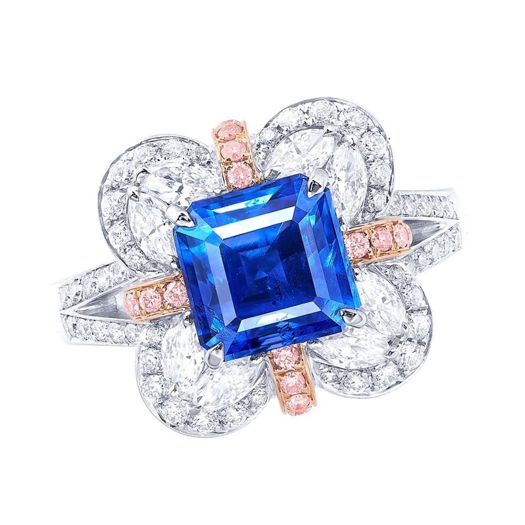 Showcasing a very special and rare unheated 4 carat Kashmir sapphire. We are proud to showcase one of the very few if any at all in this size on market. Hand made in the Emilio Jewelry Atelier, whom specializes in rare collectible pieces in the