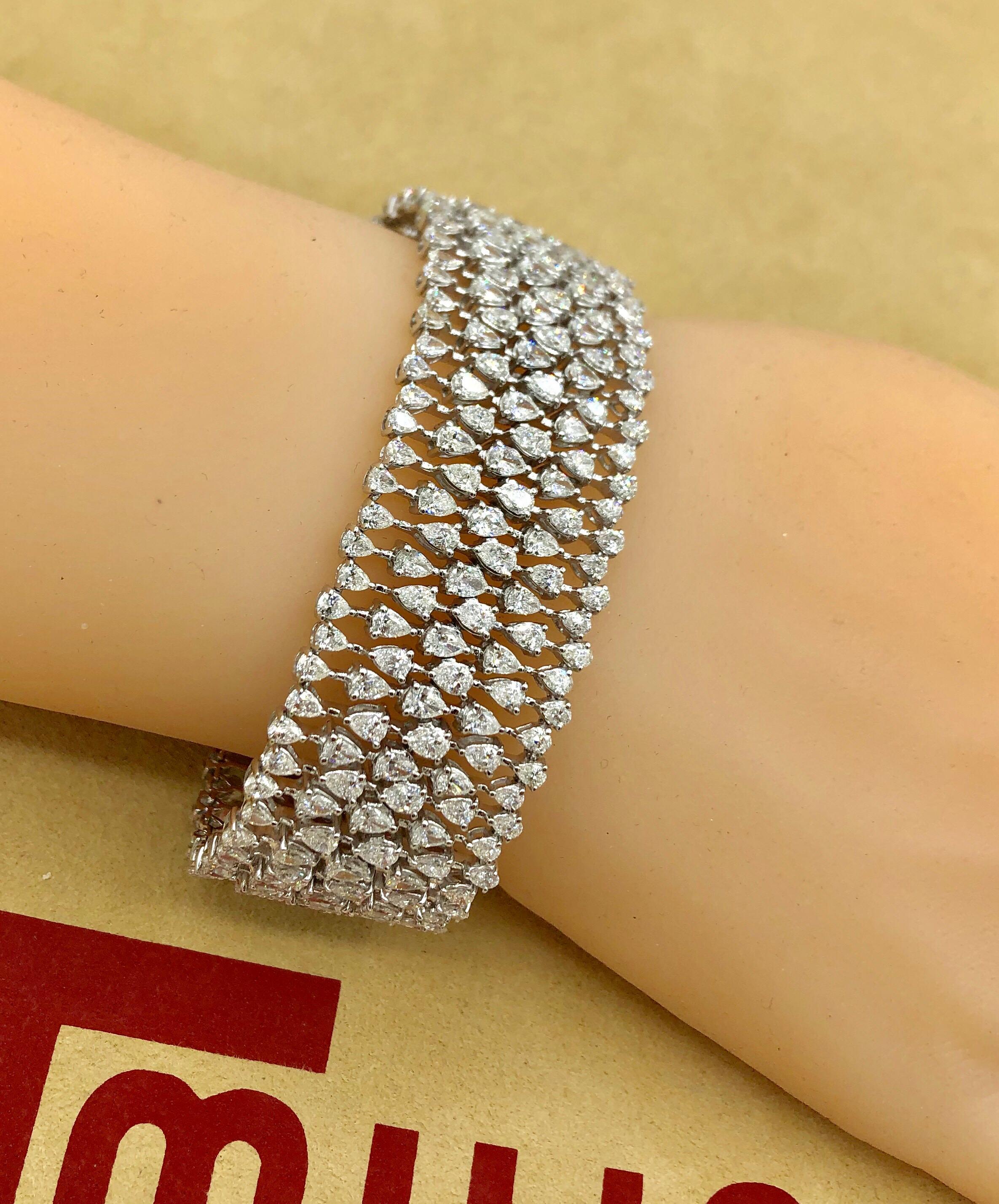 Emilio Jewelry Astonishing 21.23 Carat Diamond Bracelet 3