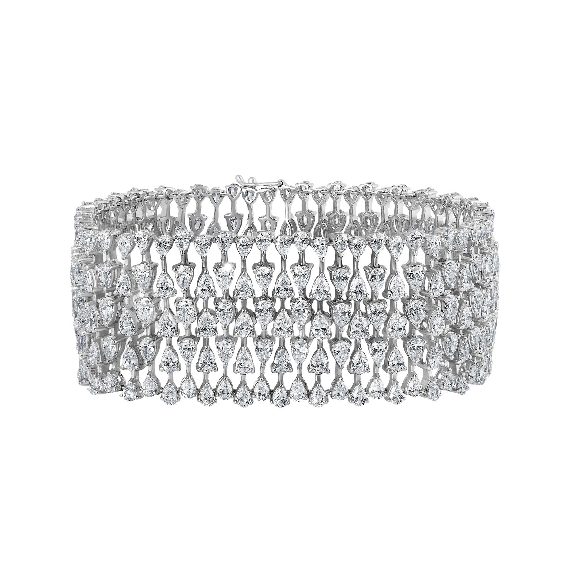 Emilio Jewelry Astonishing 21.23 Carat Diamond Bracelet