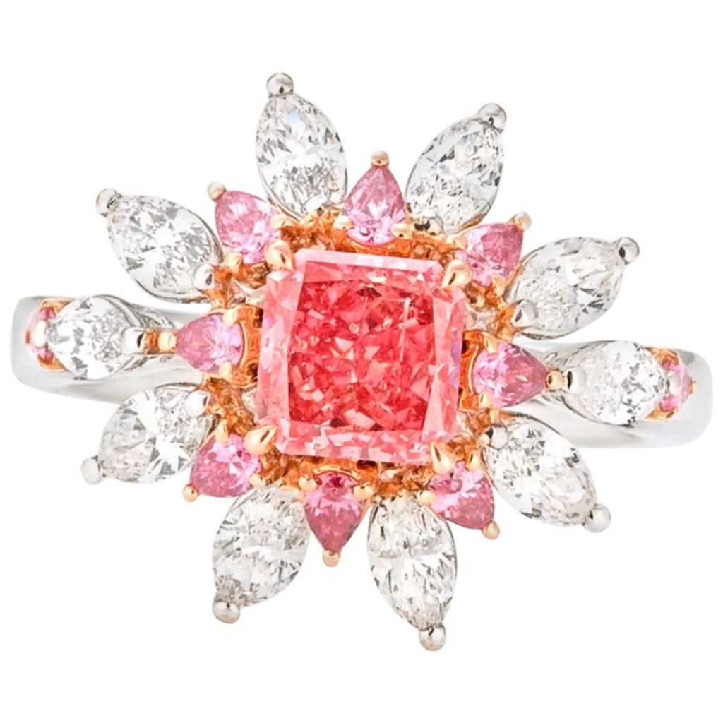 Emilio Jewelry Certified 1.00 Carat Argyle Pink Diamond For Sale