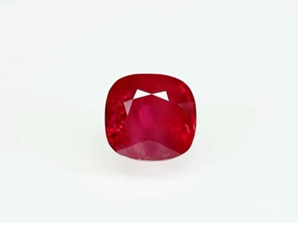 Taglio cuscino Emilio Jewelry Anello di Rubino di Birmania certificato con sangue di piccione senza calore da 10,29 carati in vendita