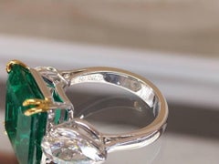 Emilio Jewelry Certified 10.50 Carat Untreated No Oil Muzo Colombian Emerald