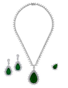 Emilio Jewelry Certified 117.00 Carat Colombian Muzo Vivid Green Emerald Suite