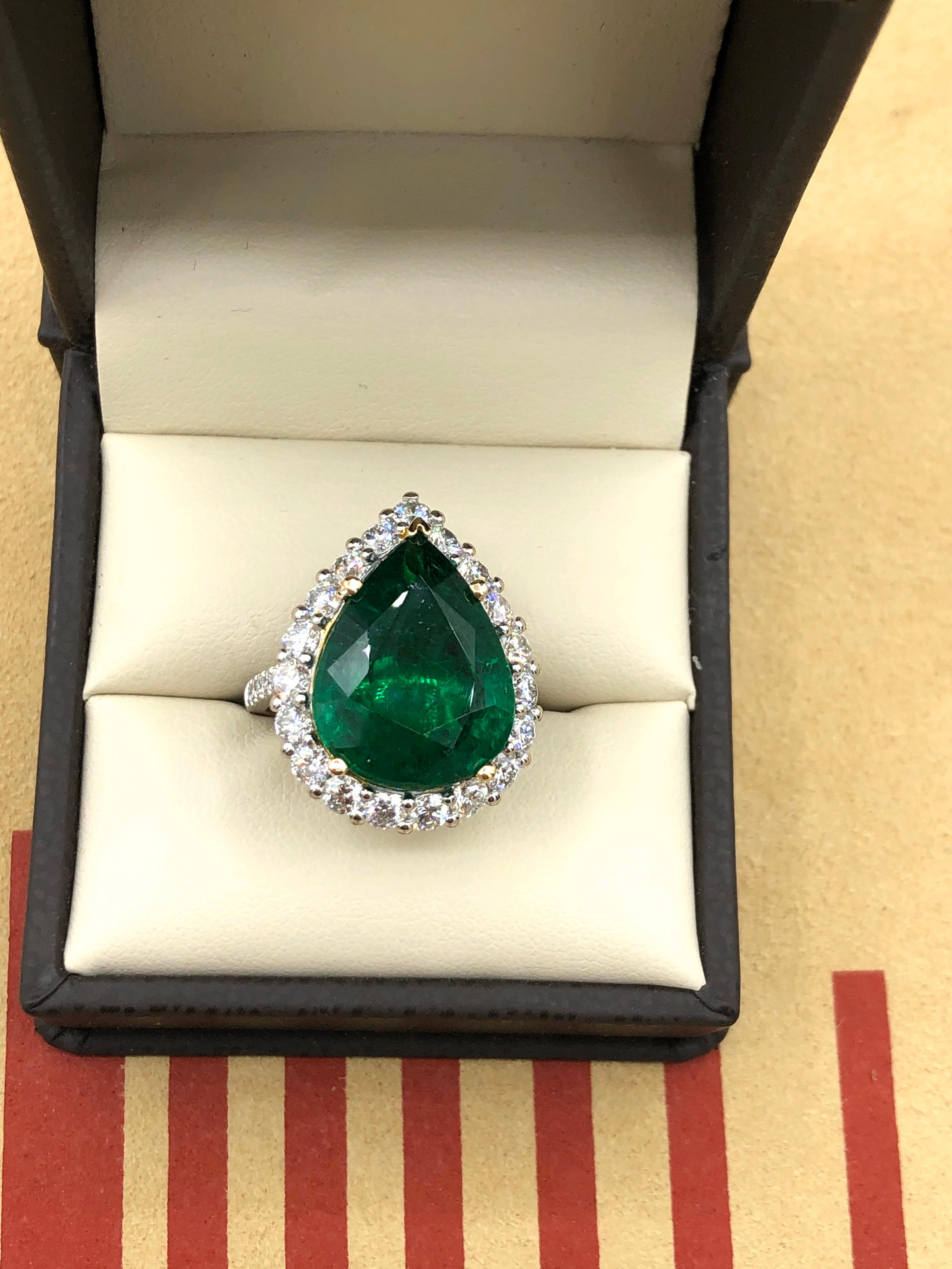 Emilio Jewelry Certified 11.99 Carat Pear Shape Emerald Diamond Ring In New Condition For Sale In New York, NY