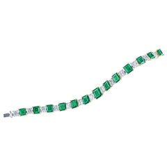 Emilio Jewelry Certified 15.00 Carat Muzo Green Natural Emerald Bracelet