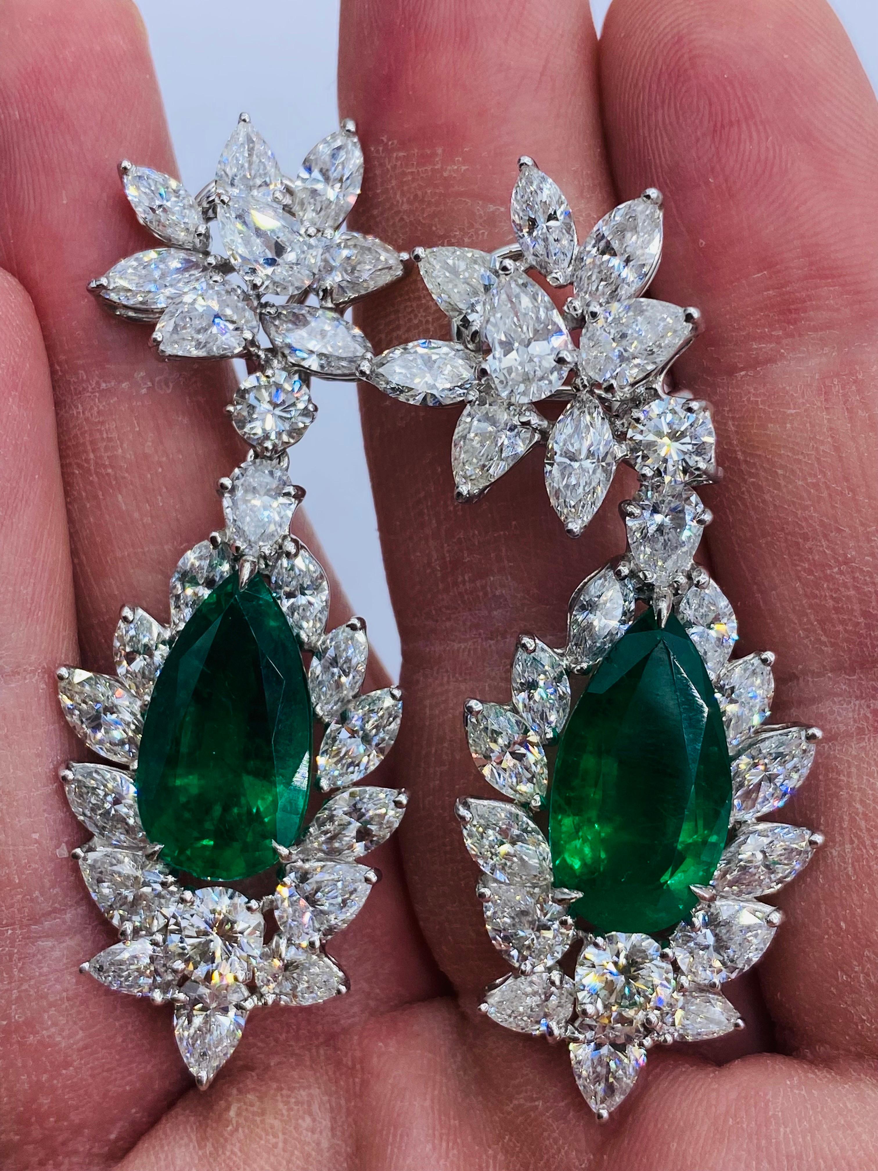 Emilio Jewelry Certified 168 Carat Royal Emerald Necklace And Earring Suite For Sale 3